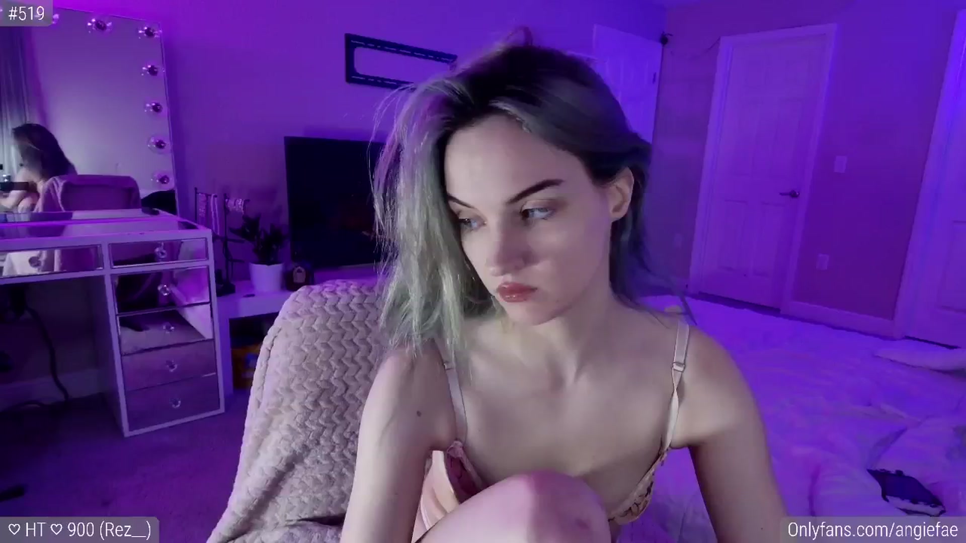 Gallery image thumbnail from AngieFae's myfreecams stream on, 02/22/2024, 06:57 image 1 of 20