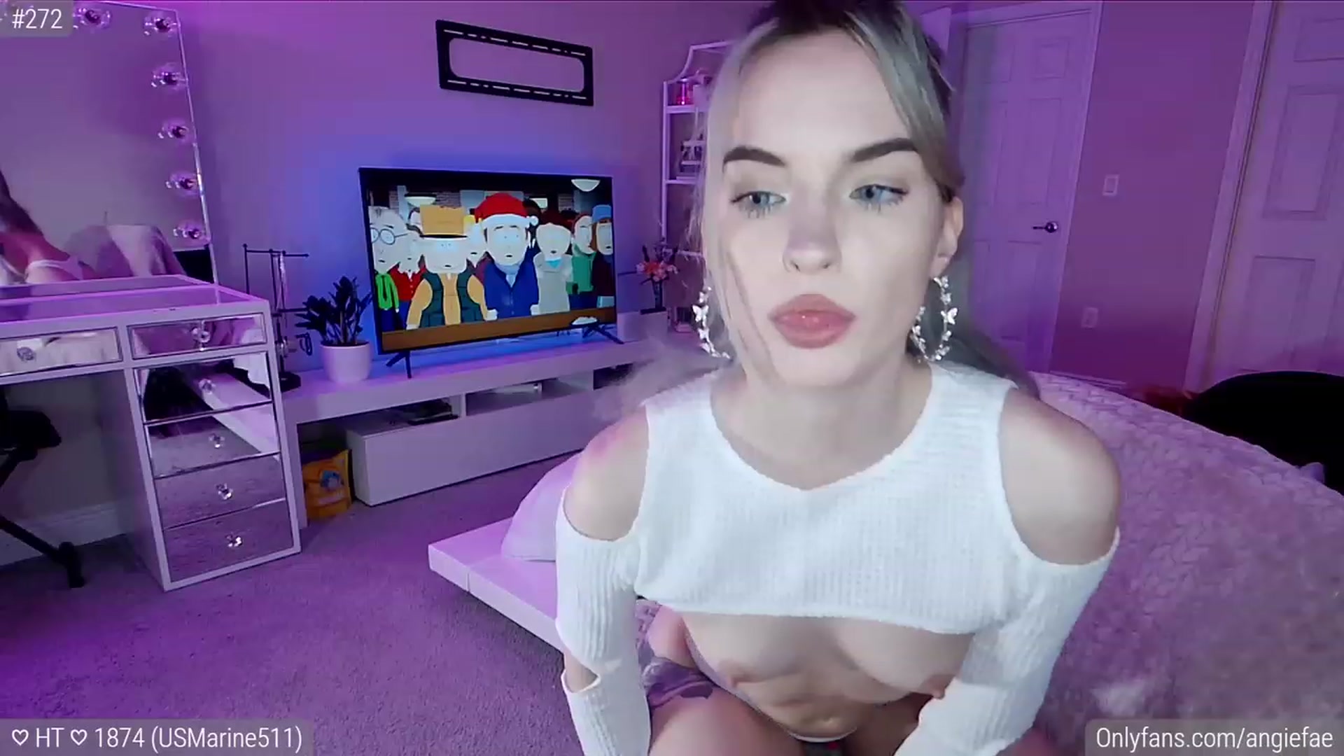 Gallery image thumbnail from AngieFae's myfreecams stream on, 03/06/2024, 05:30 image 15 of 20
