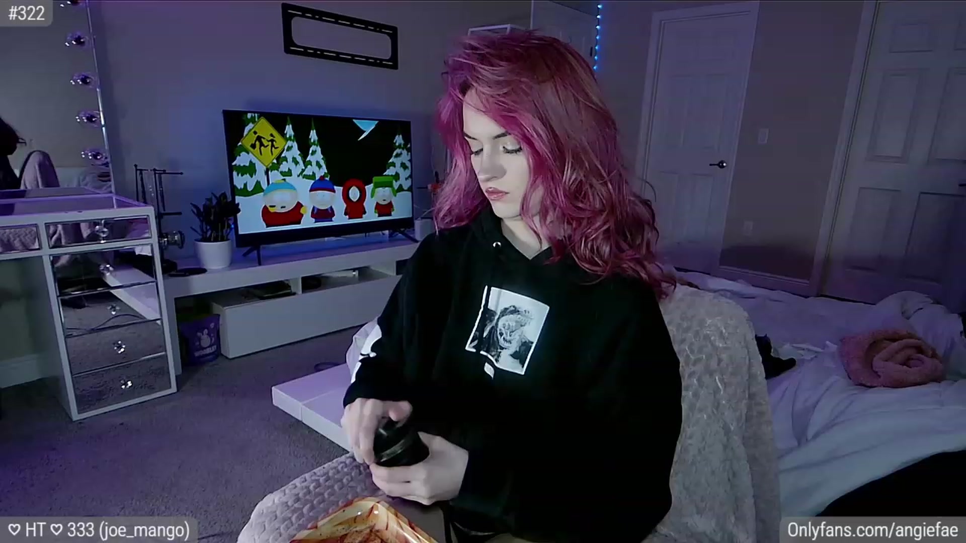 Gallery image thumbnail from AngieFae's myfreecams stream on, 03/14/2024, 04:58 image 8 of 20