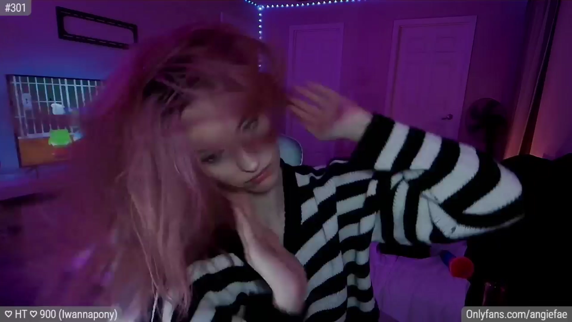 Gallery image thumbnail from AngieFae's myfreecams stream on, 03/26/2024, 09:49 image 14 of 20