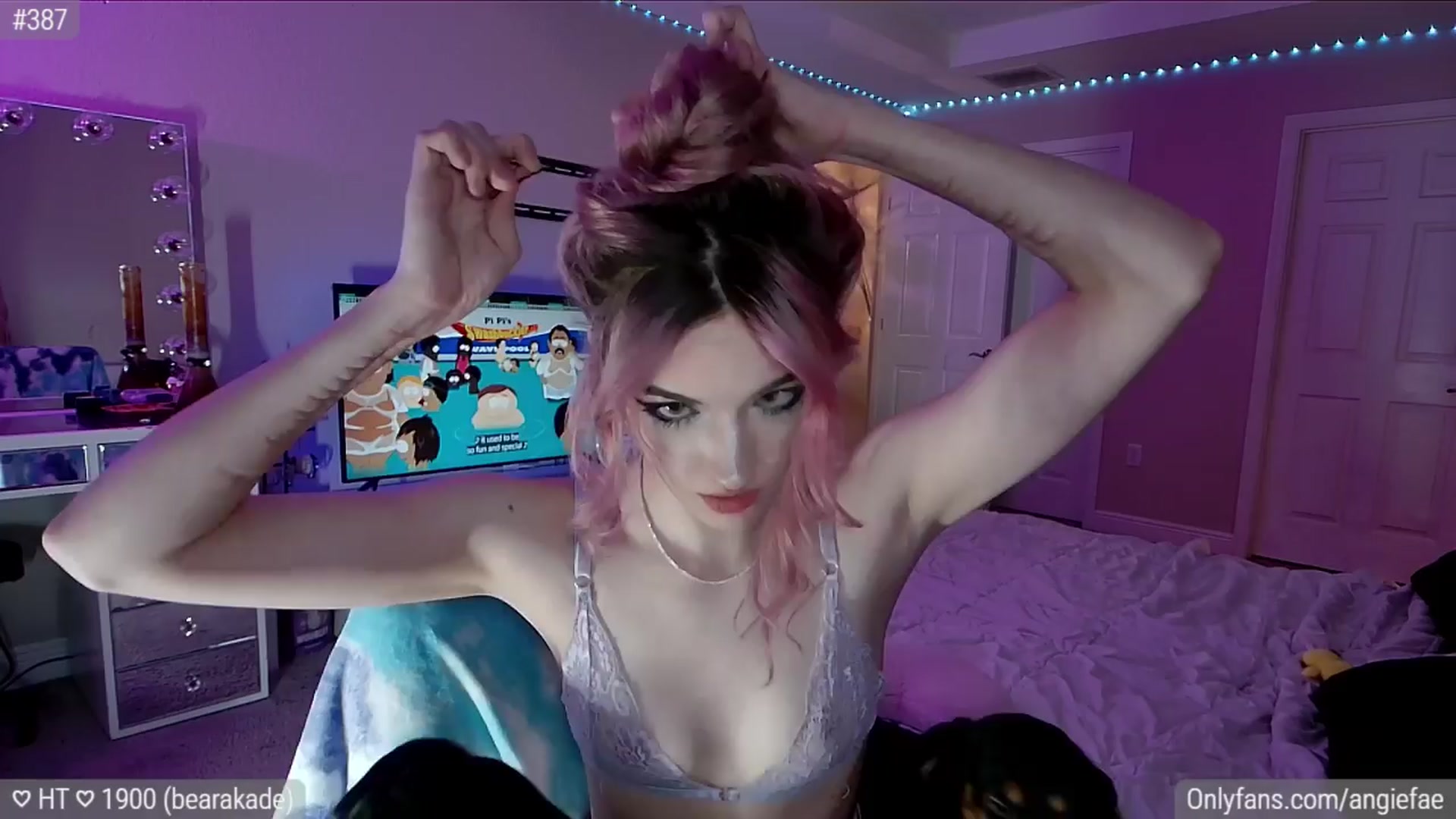 Gallery image thumbnail from AngieFae's myfreecams stream on, 03/31/2024, 09:30 image 2 of 20