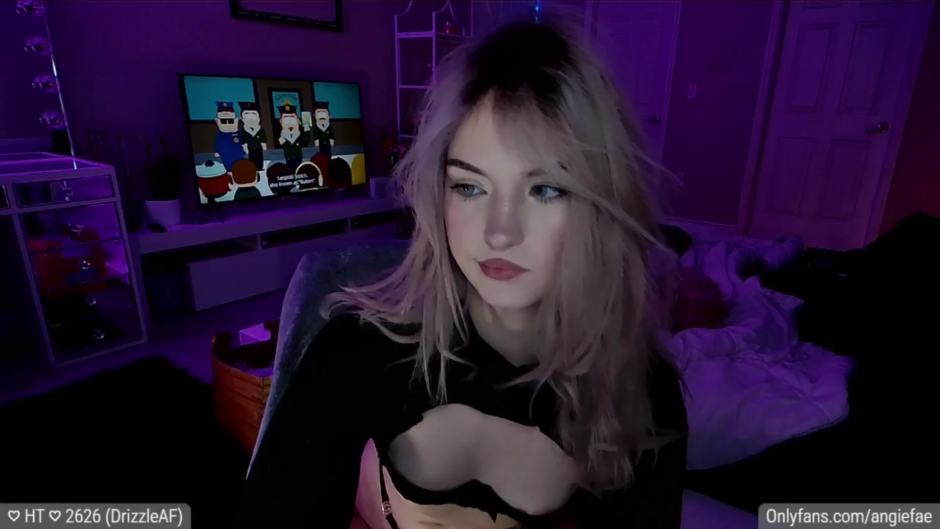 Gallery image thumbnail from AngieFae's myfreecams stream on, 04/28/2024, 06:49 image 4 of 20