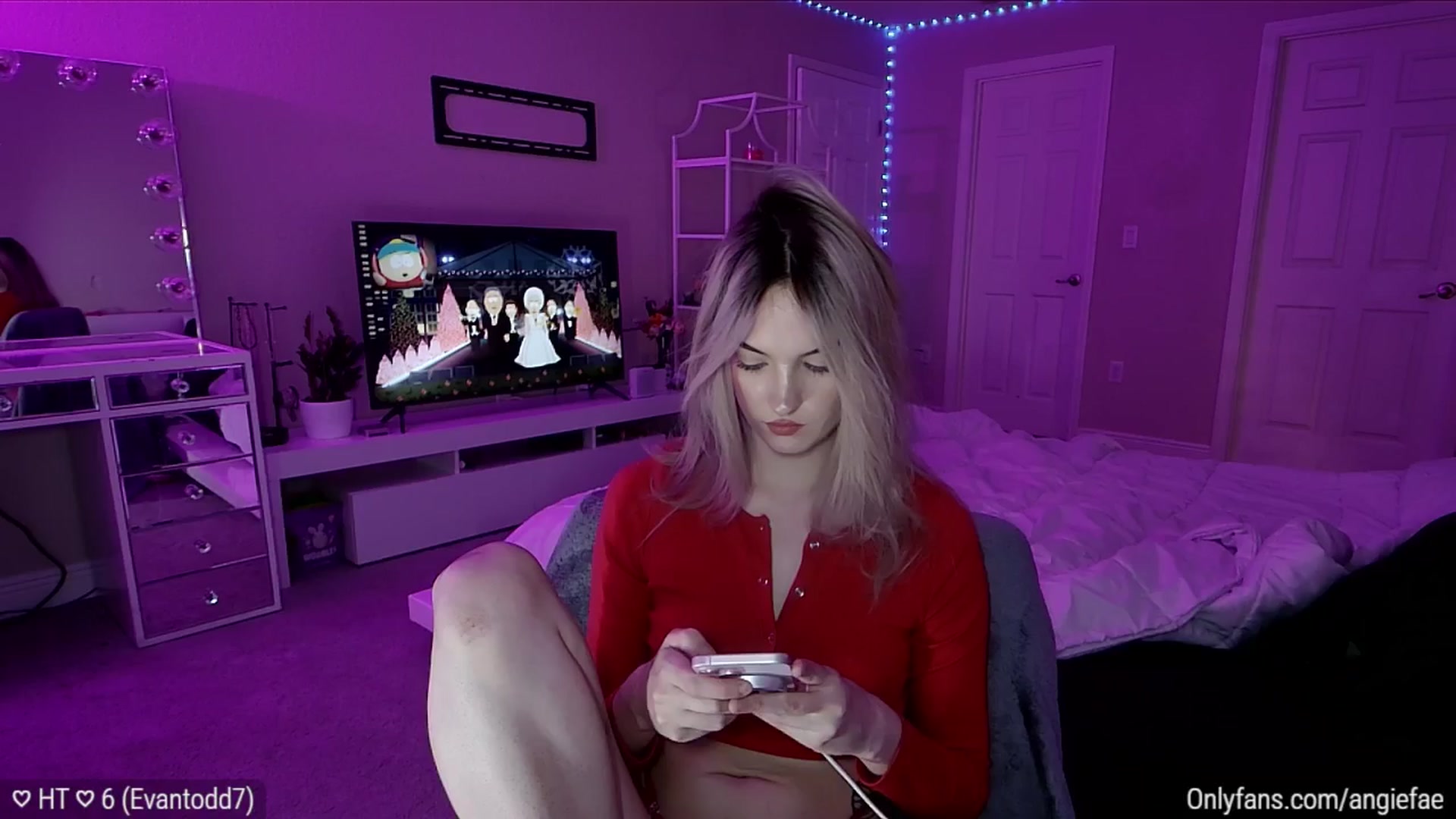 Gallery image thumbnail from AngieFae's myfreecams stream on, 05/05/2024, 10:15 image 1 of 20