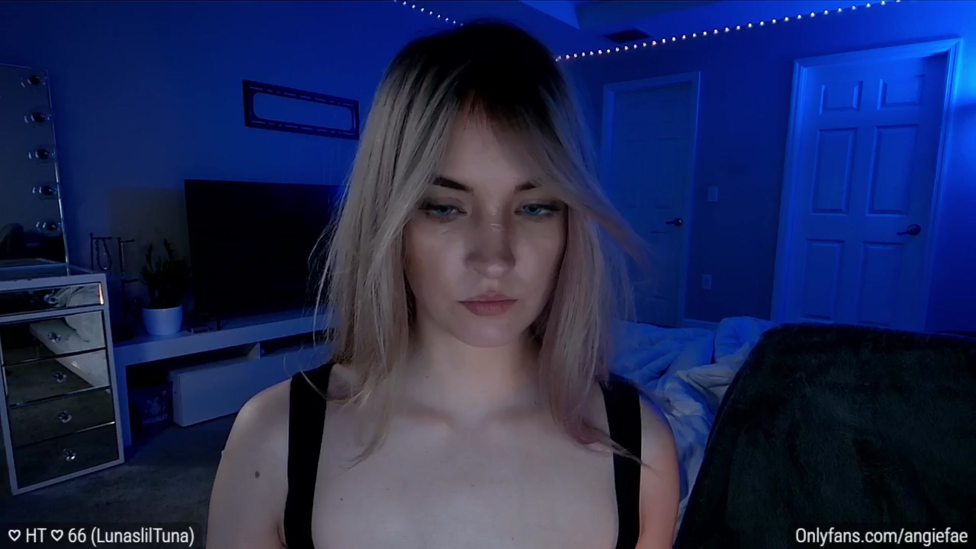 Gallery image thumbnail from AngieFae's myfreecams stream on, 05/07/2024, 05:53 image 9 of 20