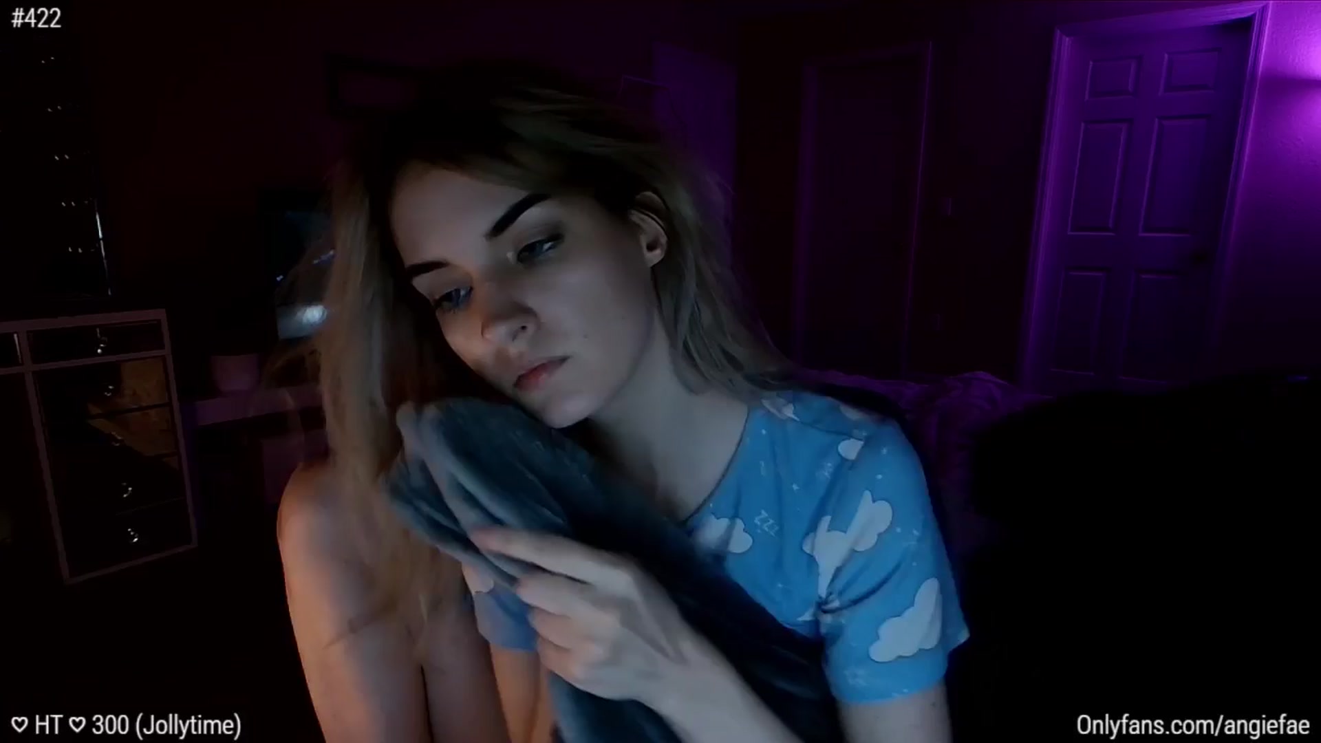Gallery image thumbnail from AngieFae's myfreecams stream on, 05/07/2024, 12:40 image 13 of 20