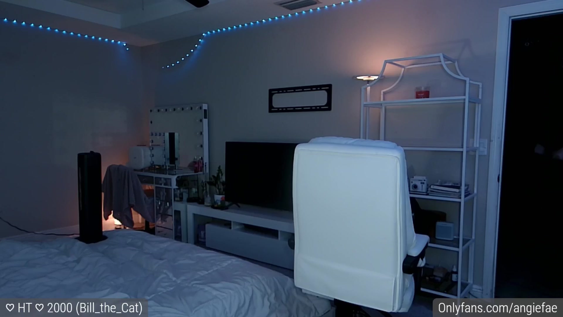 Gallery image thumbnail from AngieFae's myfreecams stream on, 08/17/2024, 01:54 image 17 of 20