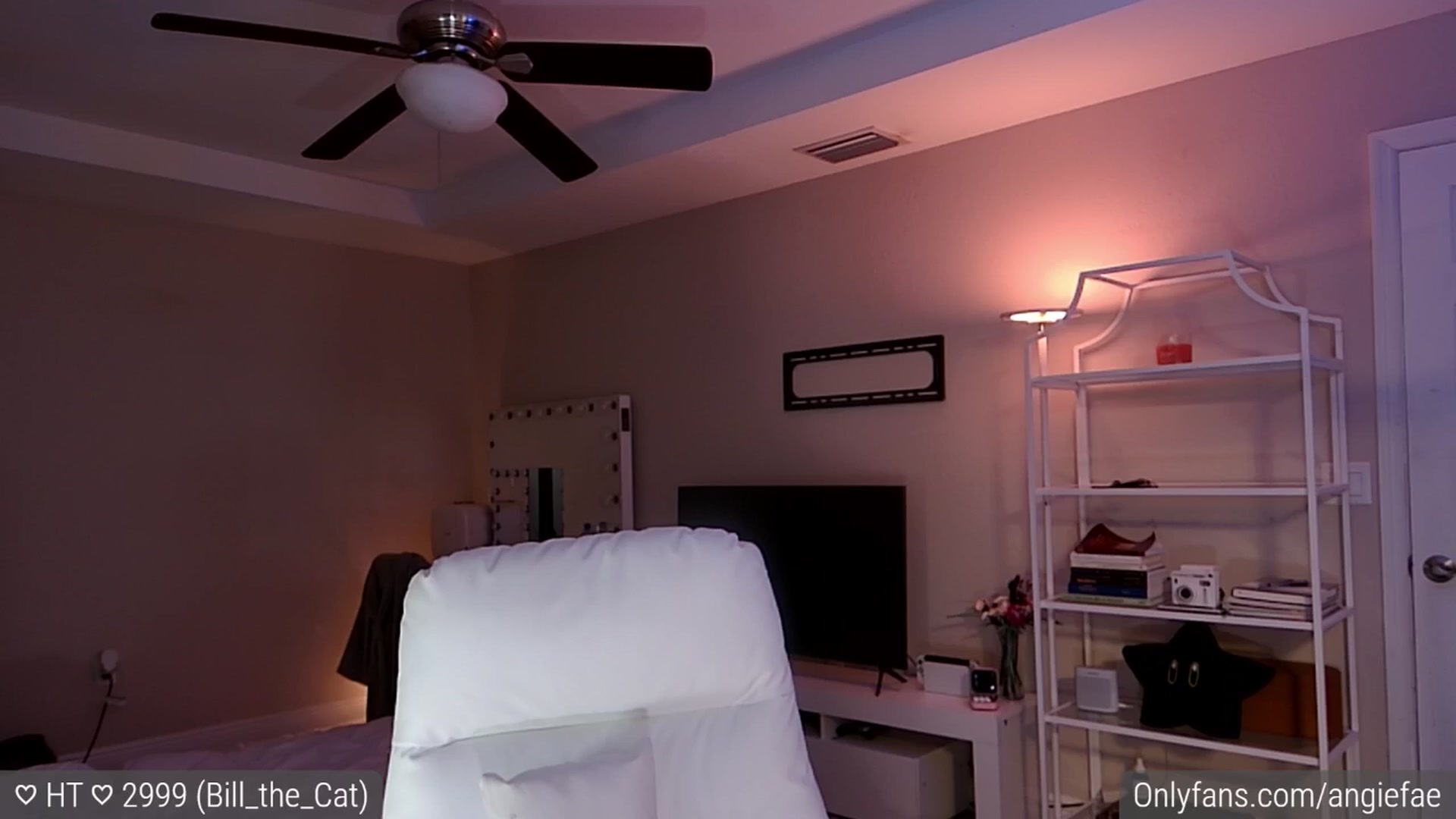 Gallery image thumbnail from AngieFae's myfreecams stream on, 08/30/2024, 04:51 image 4 of 20