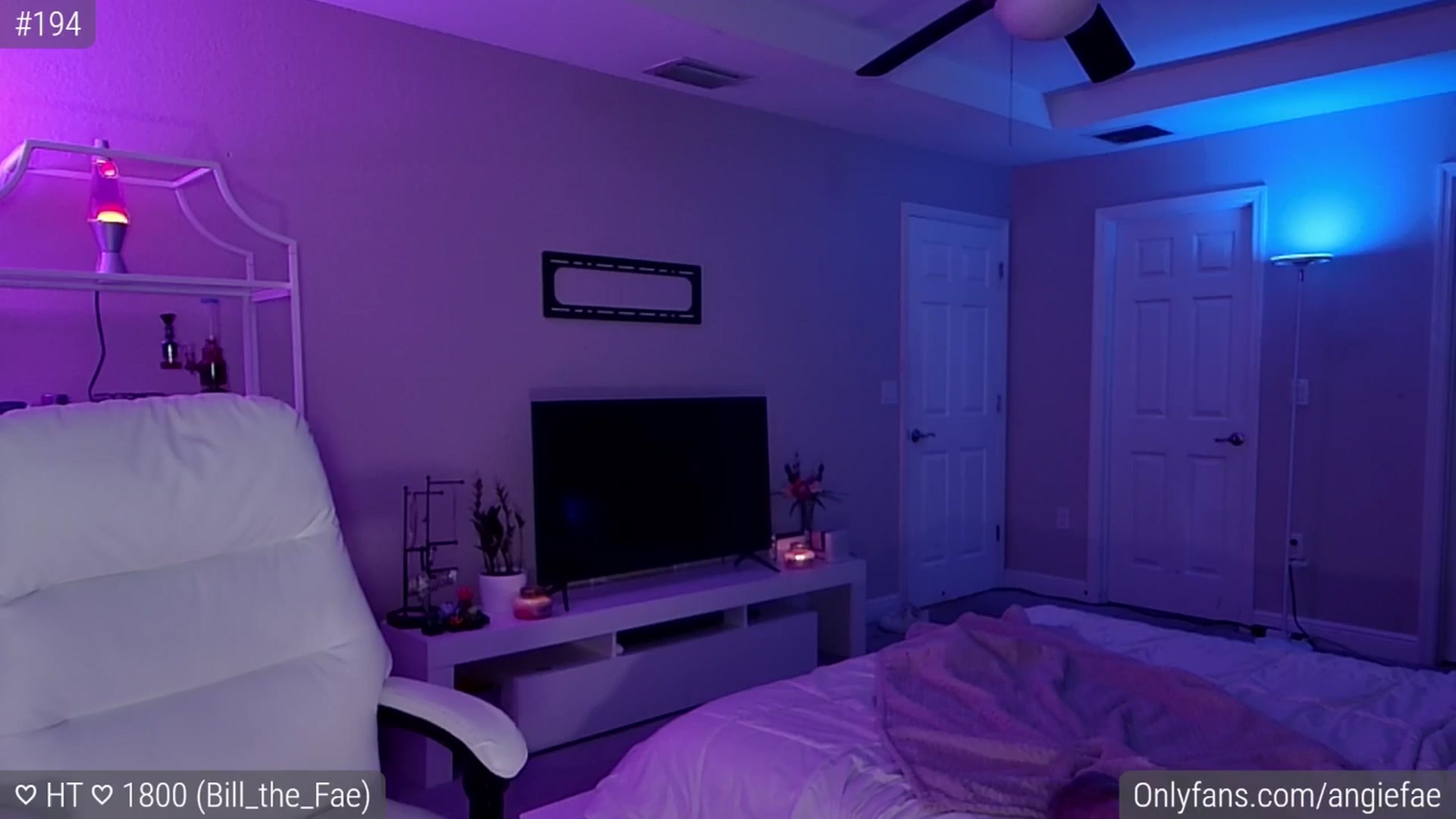 Gallery image thumbnail from AngieFae's myfreecams stream on, 09/27/2024, 04:40 image 13 of 20
