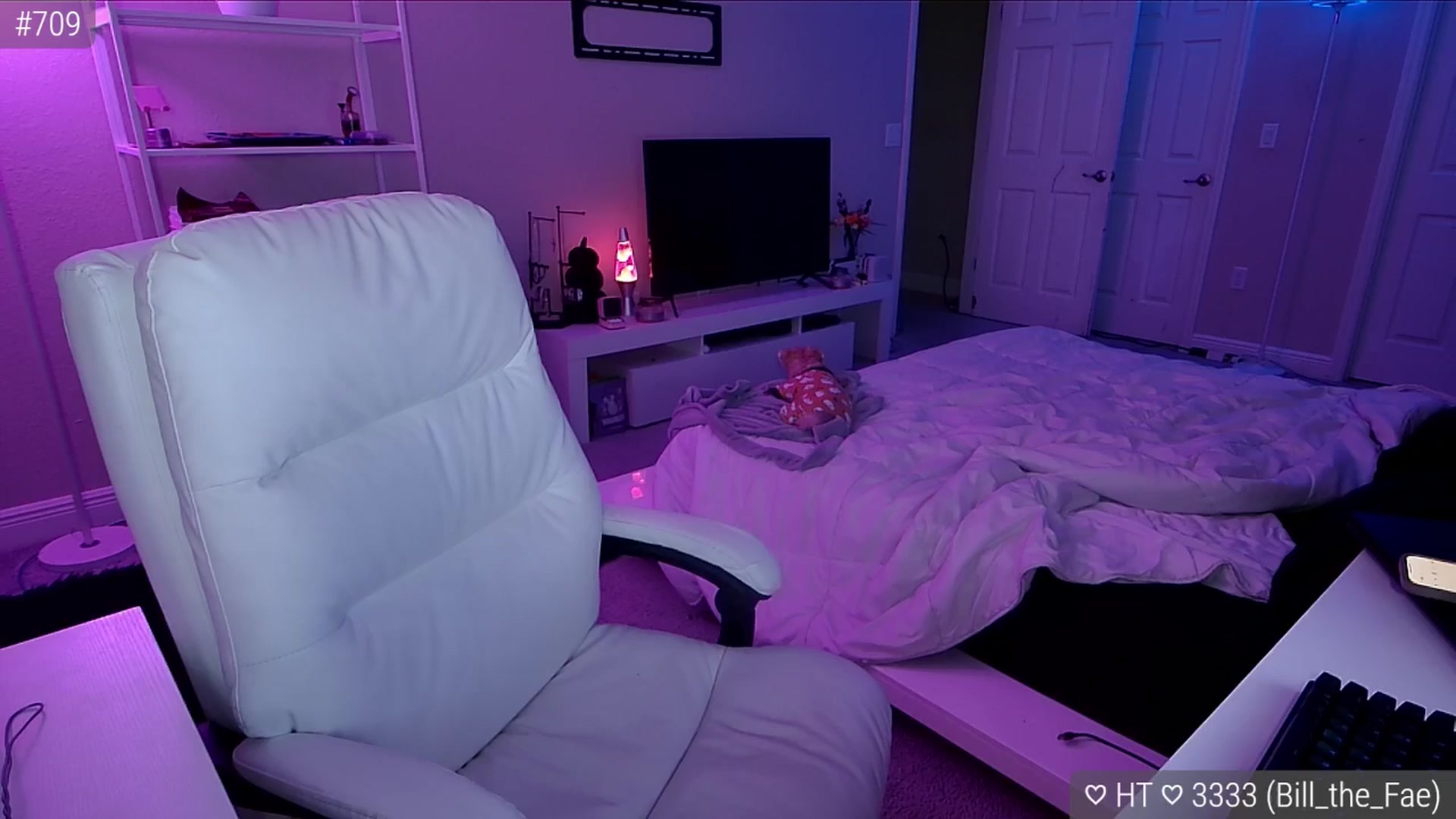 Gallery image thumbnail from AngieFae's myfreecams stream on, 10/22/2024, 06:05 image 6 of 20