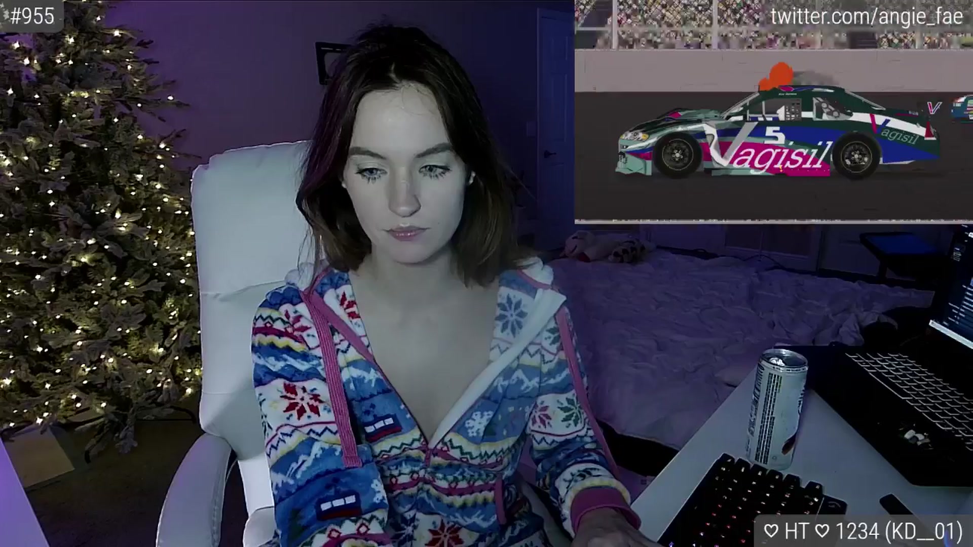 Gallery image thumbnail from AngieFae's myfreecams stream on, 12/20/2024, 12:26 image 14 of 20