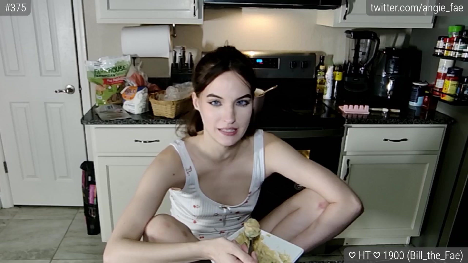 Gallery image thumbnail from AngieFae's myfreecams stream on, 01/04/2025, 06:15 image 20 of 20