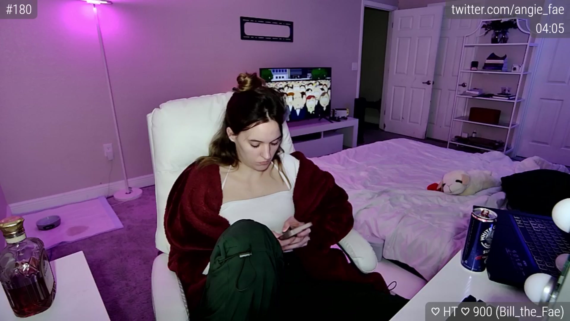 Gallery image thumbnail from AngieFae's myfreecams stream on, 01/05/2025, 09:24 image 9 of 20