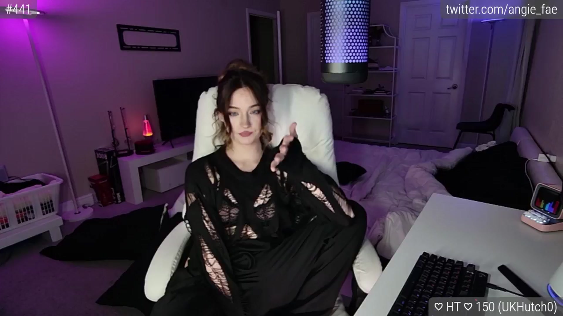 Gallery image thumbnail from AngieFae's myfreecams stream on, 02/01/2025, 01:59 image 8 of 20