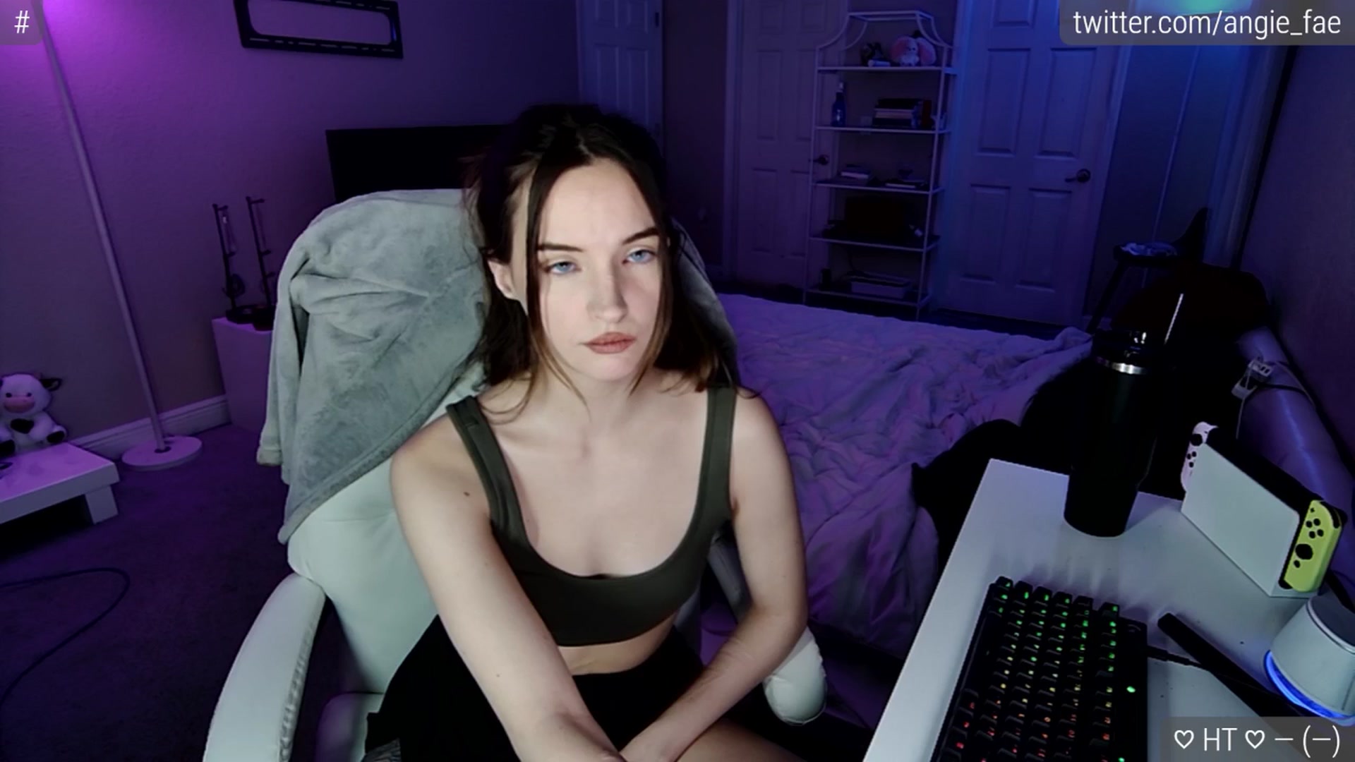 Gallery image thumbnail from AngieFae's myfreecams stream on, 03/02/2025, 03:24 image 7 of 20