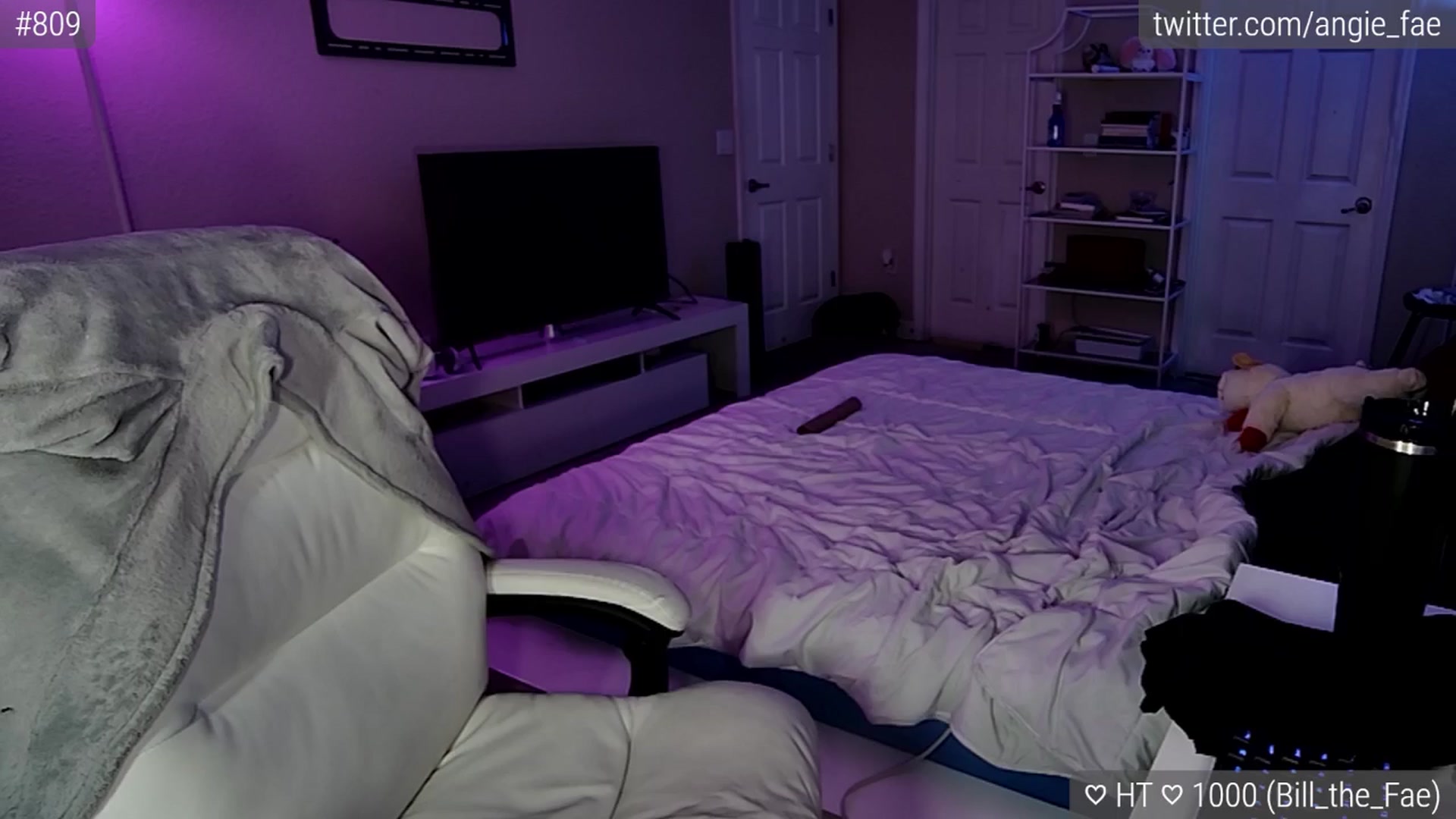 Gallery image thumbnail from AngieFae's myfreecams stream on, 03/02/2025, 03:36 image 14 of 20
