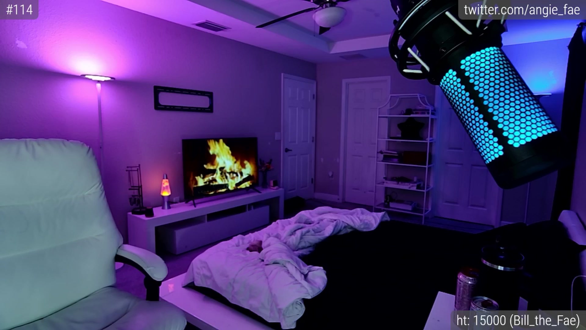 Gallery image thumbnail from AngieFae's myfreecams stream on, 05/14/2025, 07:45 image 7 of 20