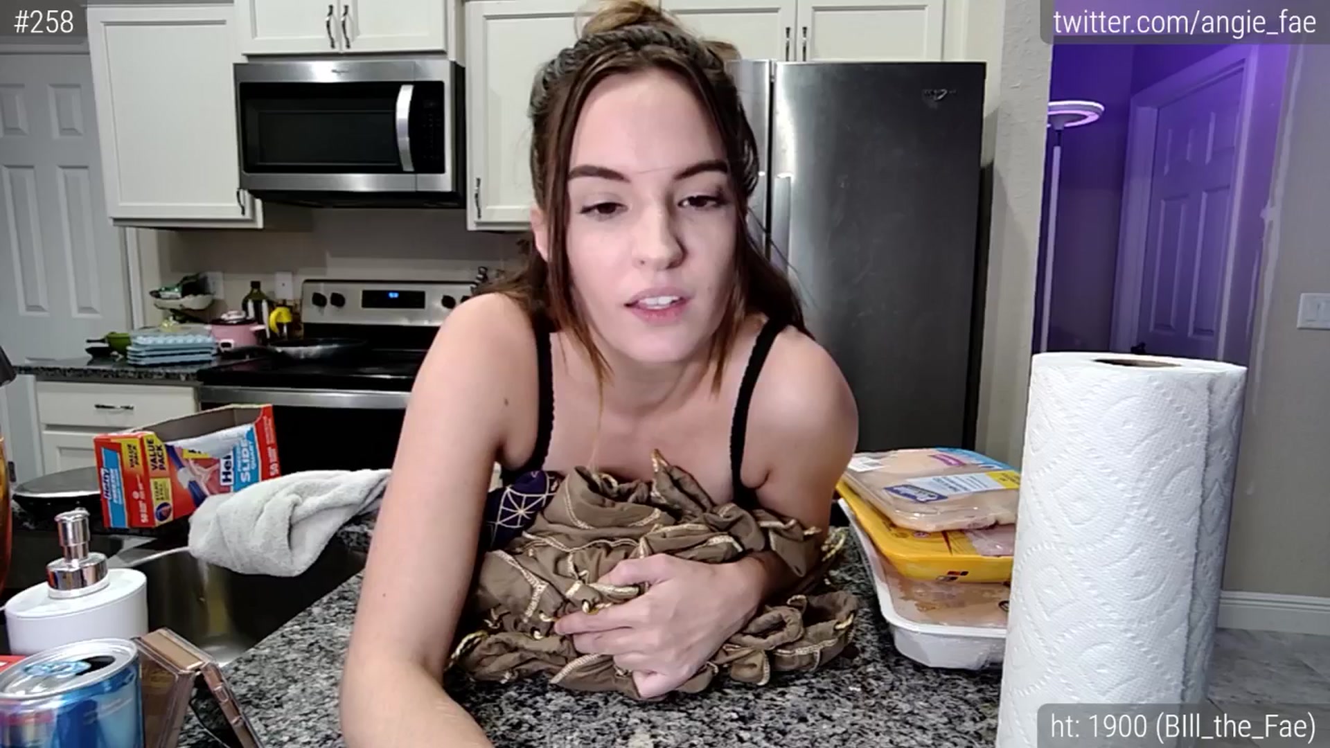 Gallery image thumbnail from AngieFae's myfreecams stream on, 06/17/2025, 01:18 image 19 of 20