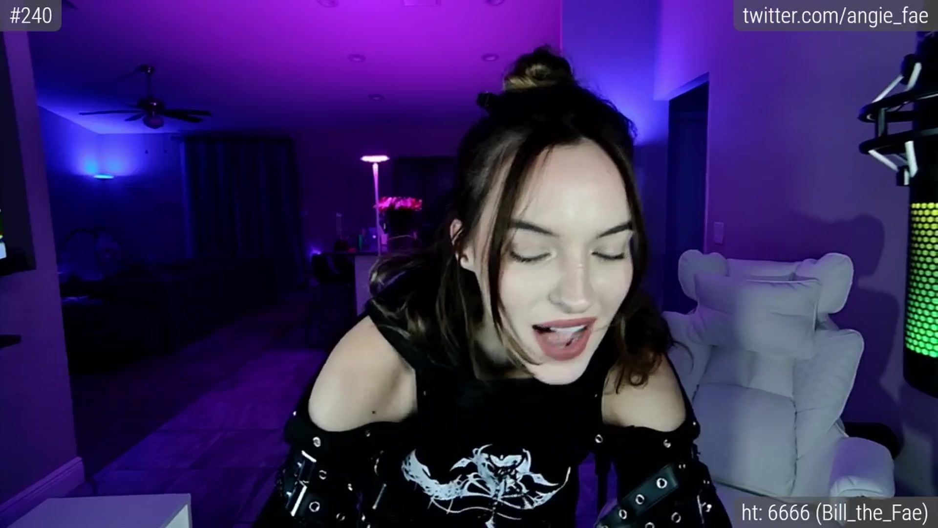 Gallery image thumbnail from AngieFae's myfreecams stream on, 06/28/2025, 04:20 image 8 of 20