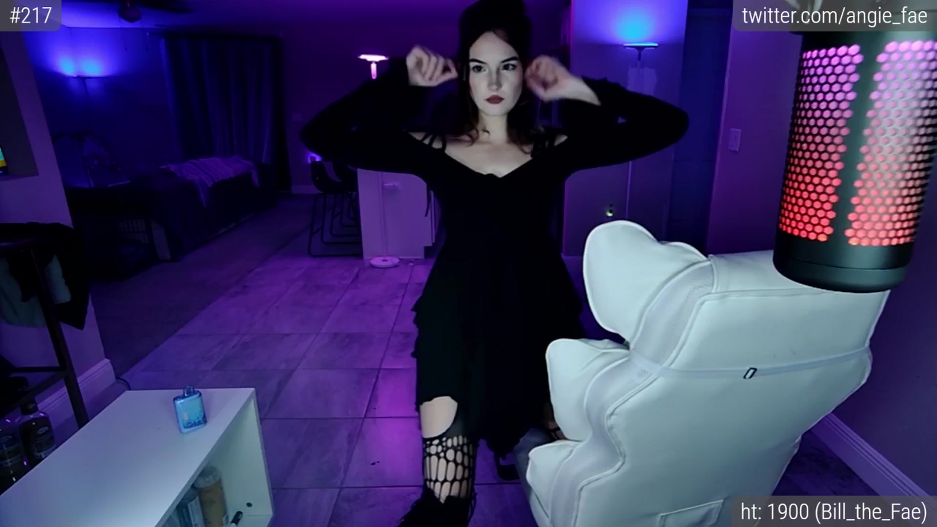 Gallery image thumbnail from AngieFae's myfreecams stream on, 07/01/2025, 03:30 image 10 of 20