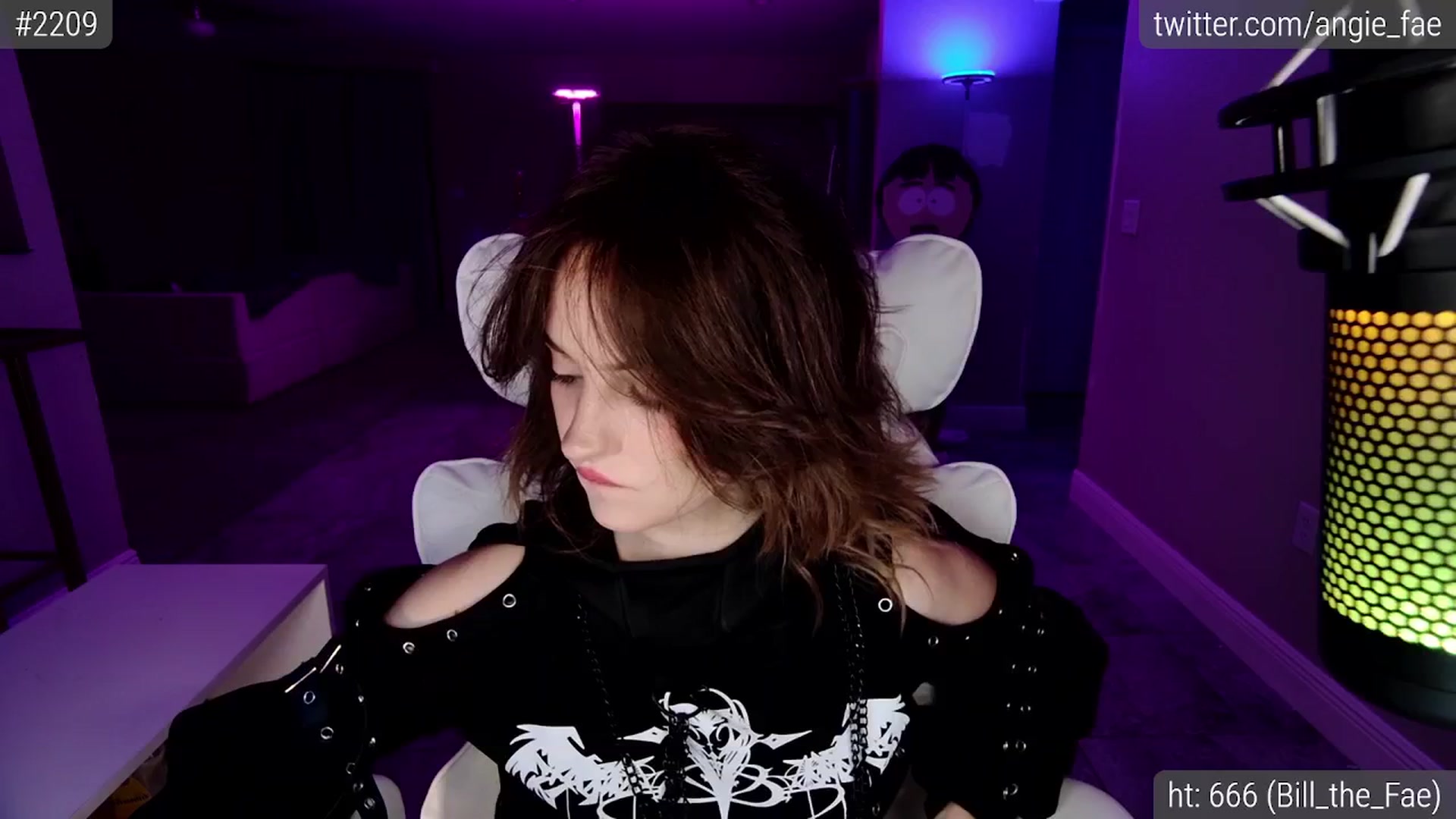 Gallery image thumbnail from AngieFae's myfreecams stream on, 07/19/2025, 02:01 image 2 of 20
