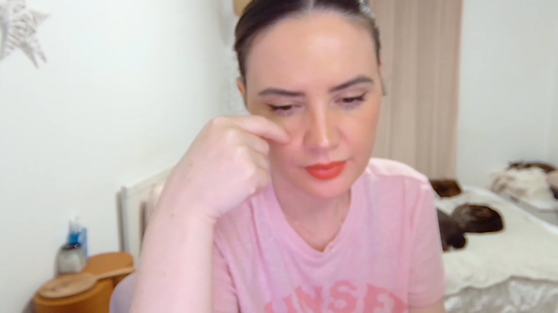 Gallery image thumbnail from AngieMeow's myfreecams stream on, 04/03/2023, 24:37 image 9 of 20