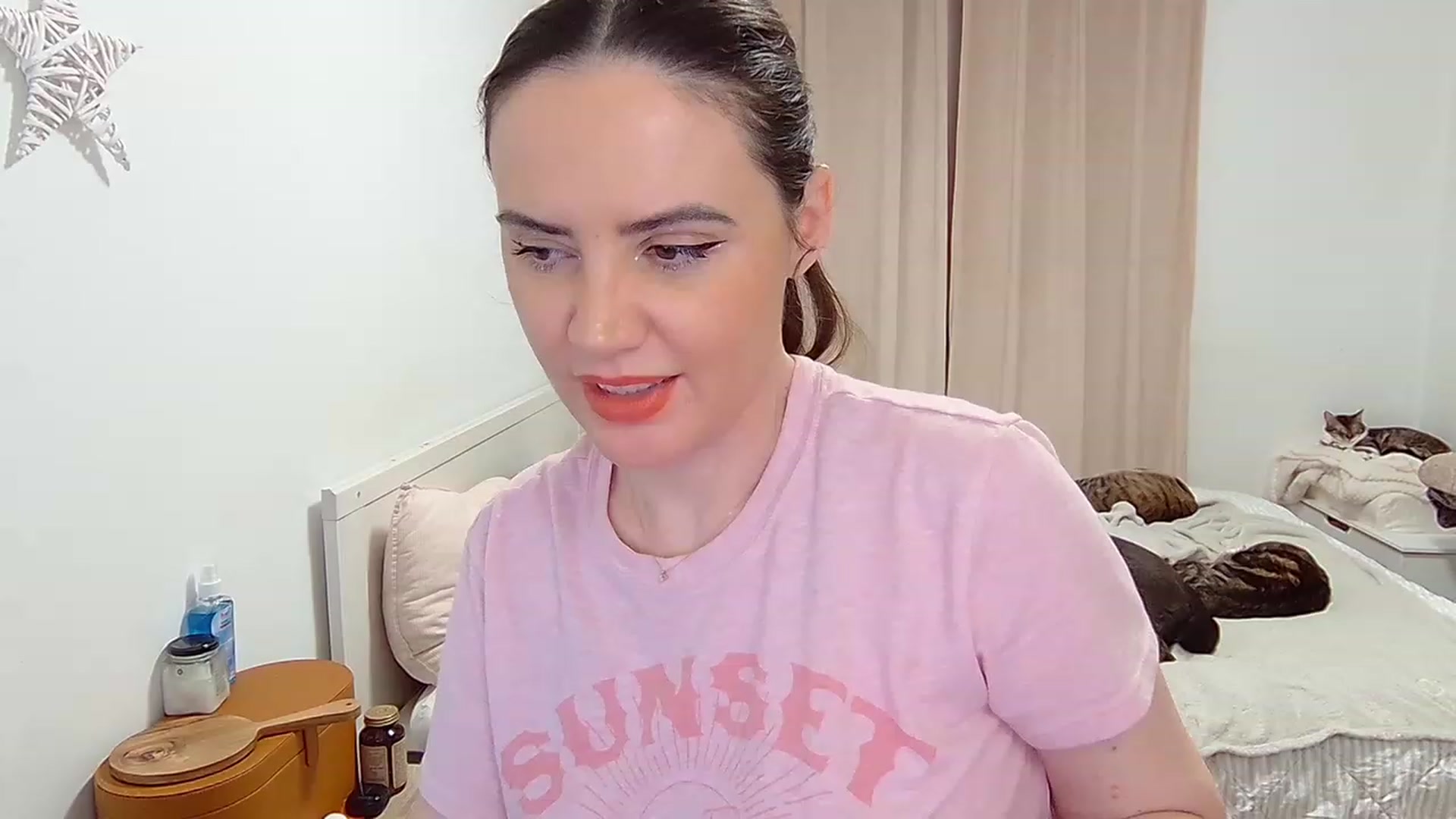 Gallery image thumbnail from AngieMeow's myfreecams stream on, 04/03/2023, 24:37 image 20 of 20