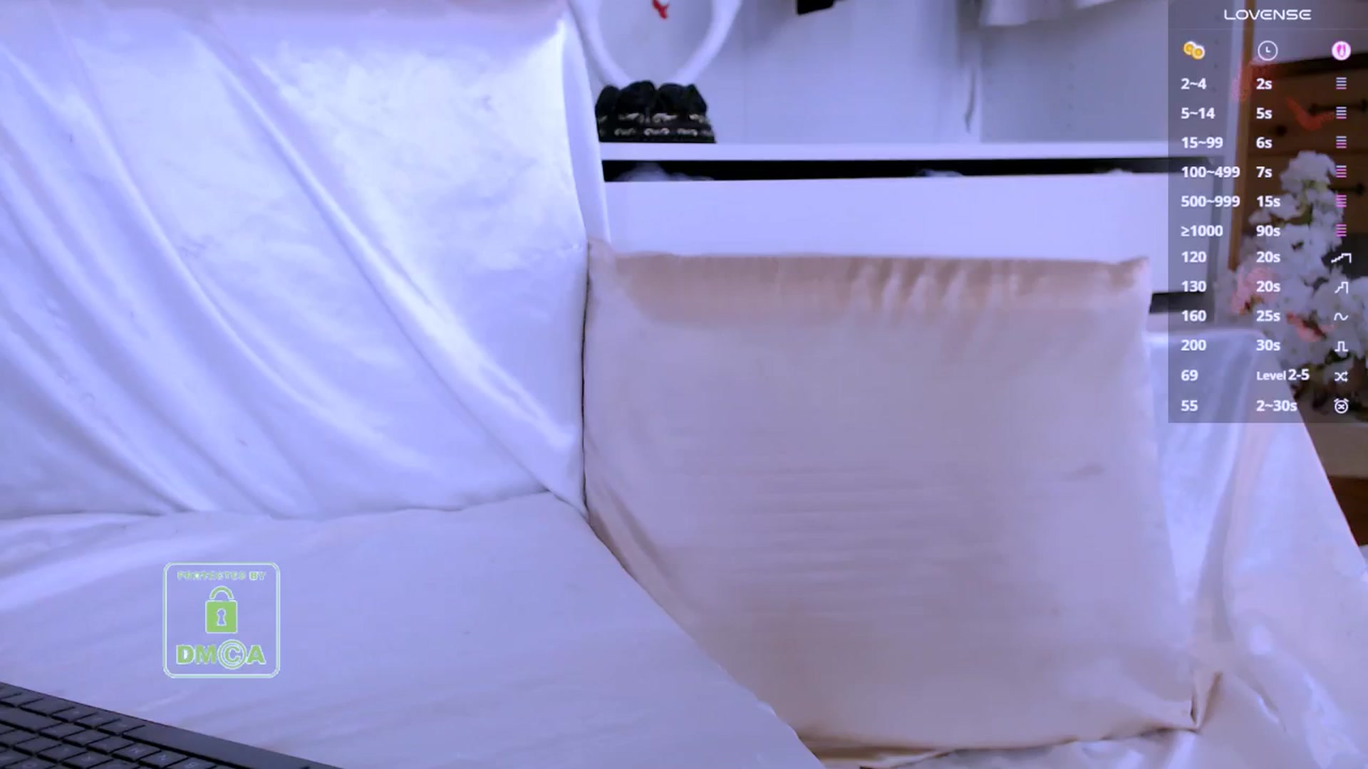Gallery image thumbnail from Angie_xoxo's myfreecams stream on, 10/20/2025, 12:27 image 18 of 20