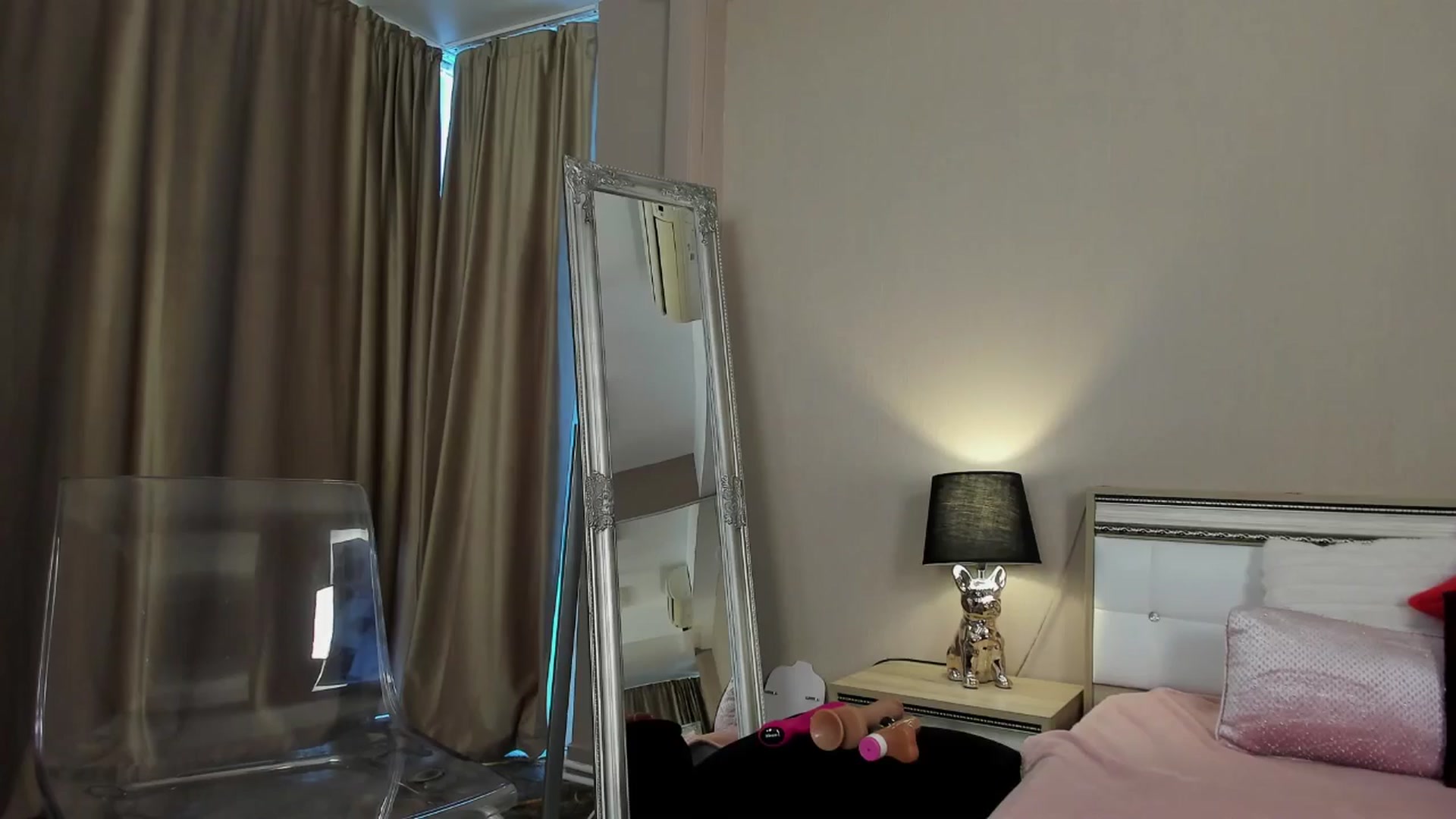 Gallery image thumbnail from Angieerosee's myfreecams stream on, 04/30/2024, 12:50 image 3 of 20