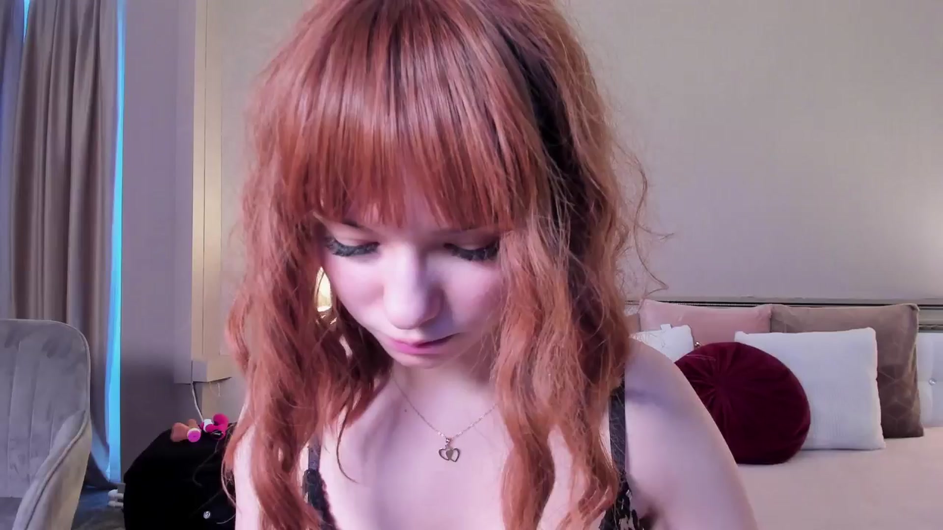 Gallery image thumbnail from Angieerosee's myfreecams stream on, 05/28/2024, 13:25 image 15 of 20