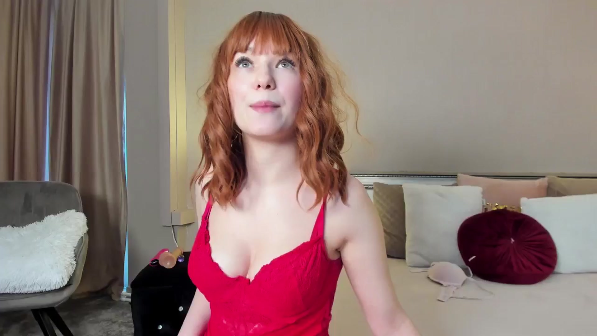 Gallery image thumbnail from Angieerosee's myfreecams stream on, 06/01/2024, 12:39 image 8 of 20