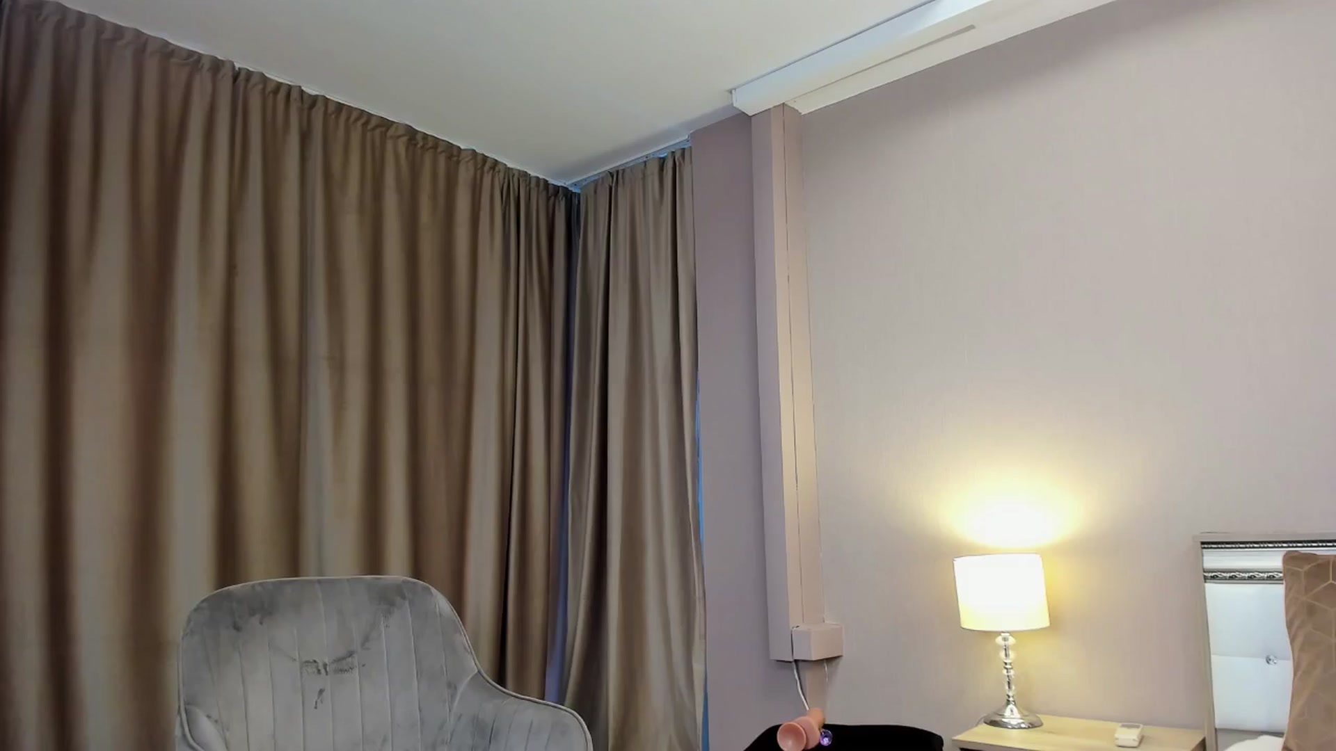 Gallery image thumbnail from Angieerosee's myfreecams stream on, 06/03/2024, 14:58 image 10 of 20