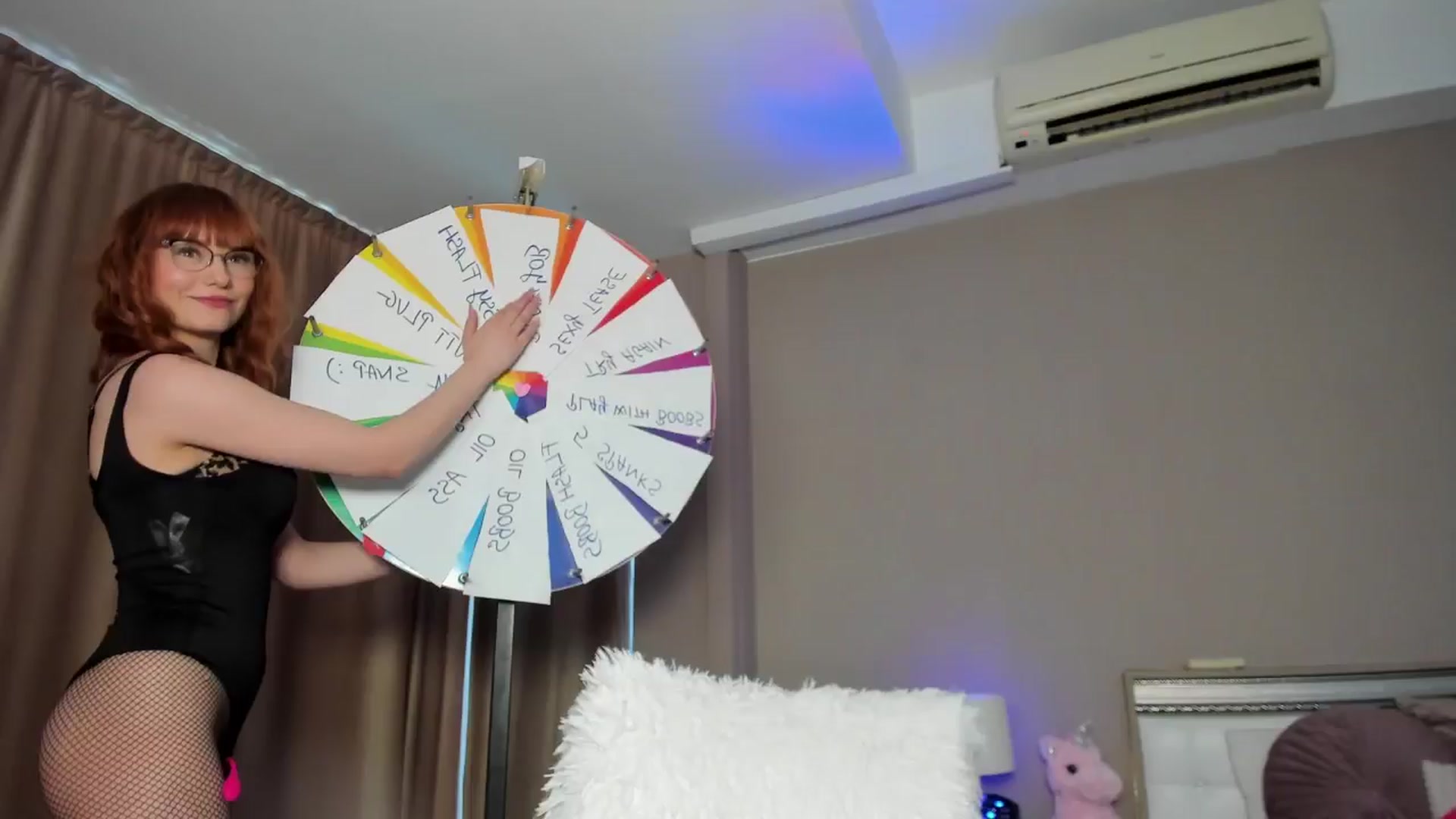Gallery image thumbnail from Angieerosee's myfreecams stream on, 07/05/2024, 11:42 image 16 of 20