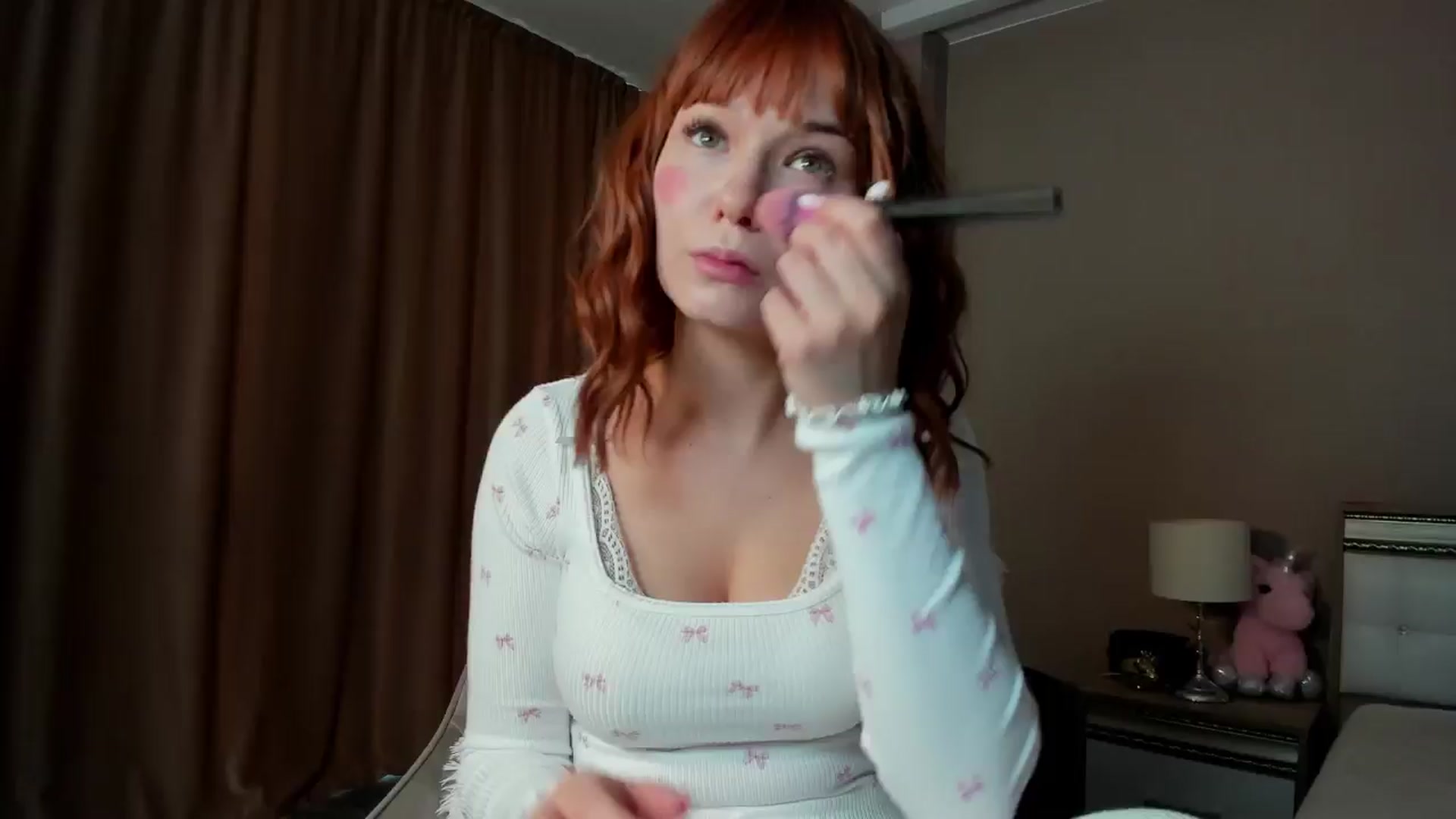 Gallery image thumbnail from Angieerosee's myfreecams stream on, 08/21/2024, 16:24 image 1 of 20
