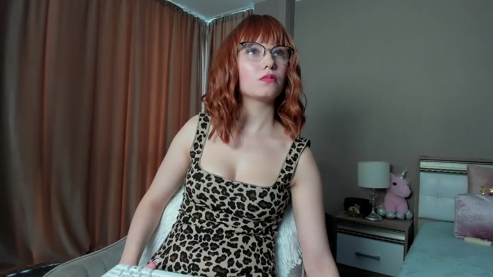Gallery image thumbnail from Angieerosee's myfreecams stream on, 08/22/2024, 14:51 image 4 of 20