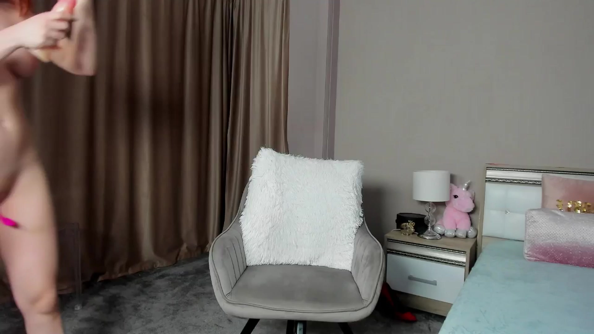 Gallery image thumbnail from Angieerosee's myfreecams stream on, 08/22/2024, 18:33 image 6 of 20