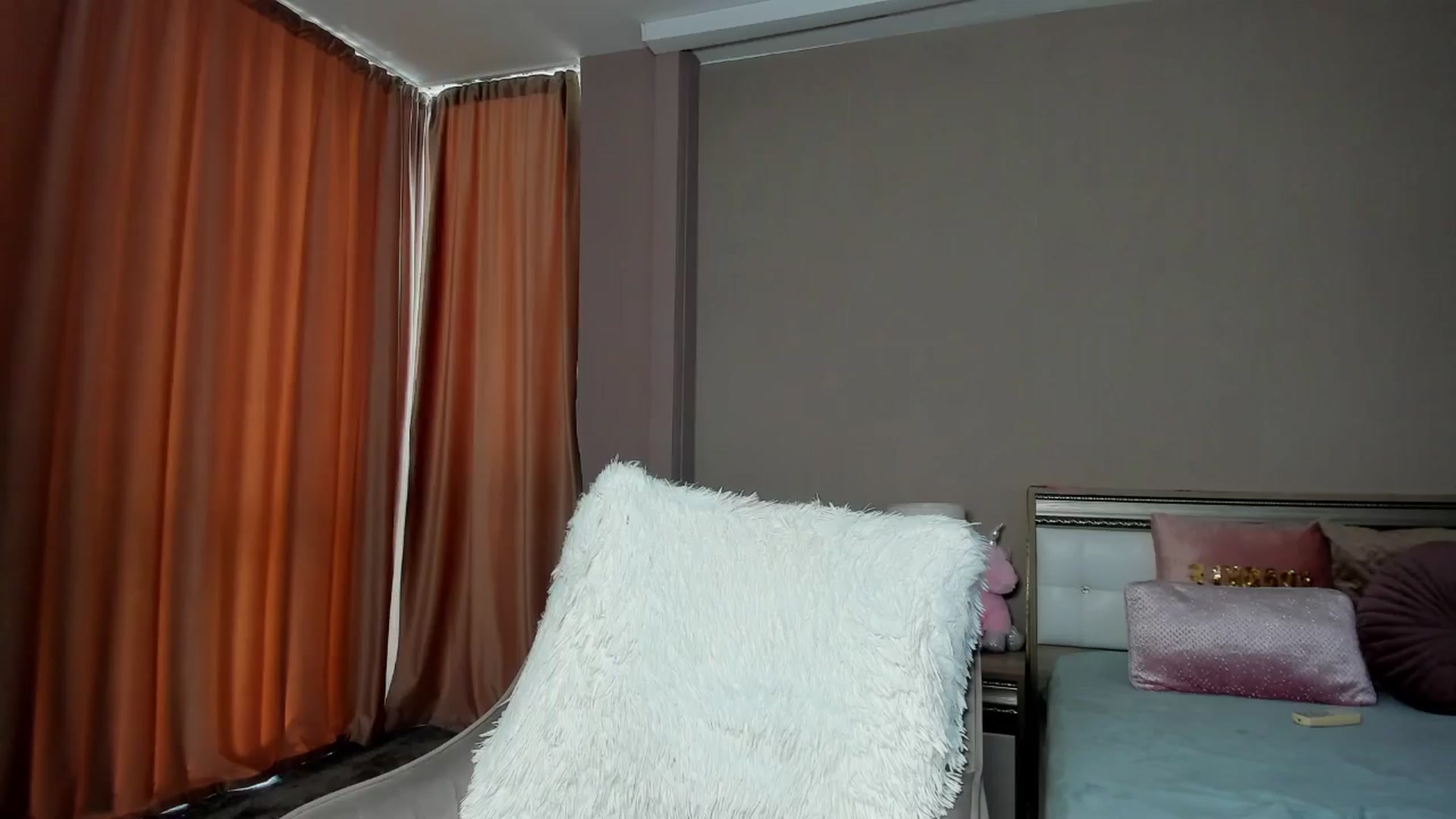 Gallery image thumbnail from Angieerosee's myfreecams stream on, 08/29/2024, 13:28 image 20 of 20