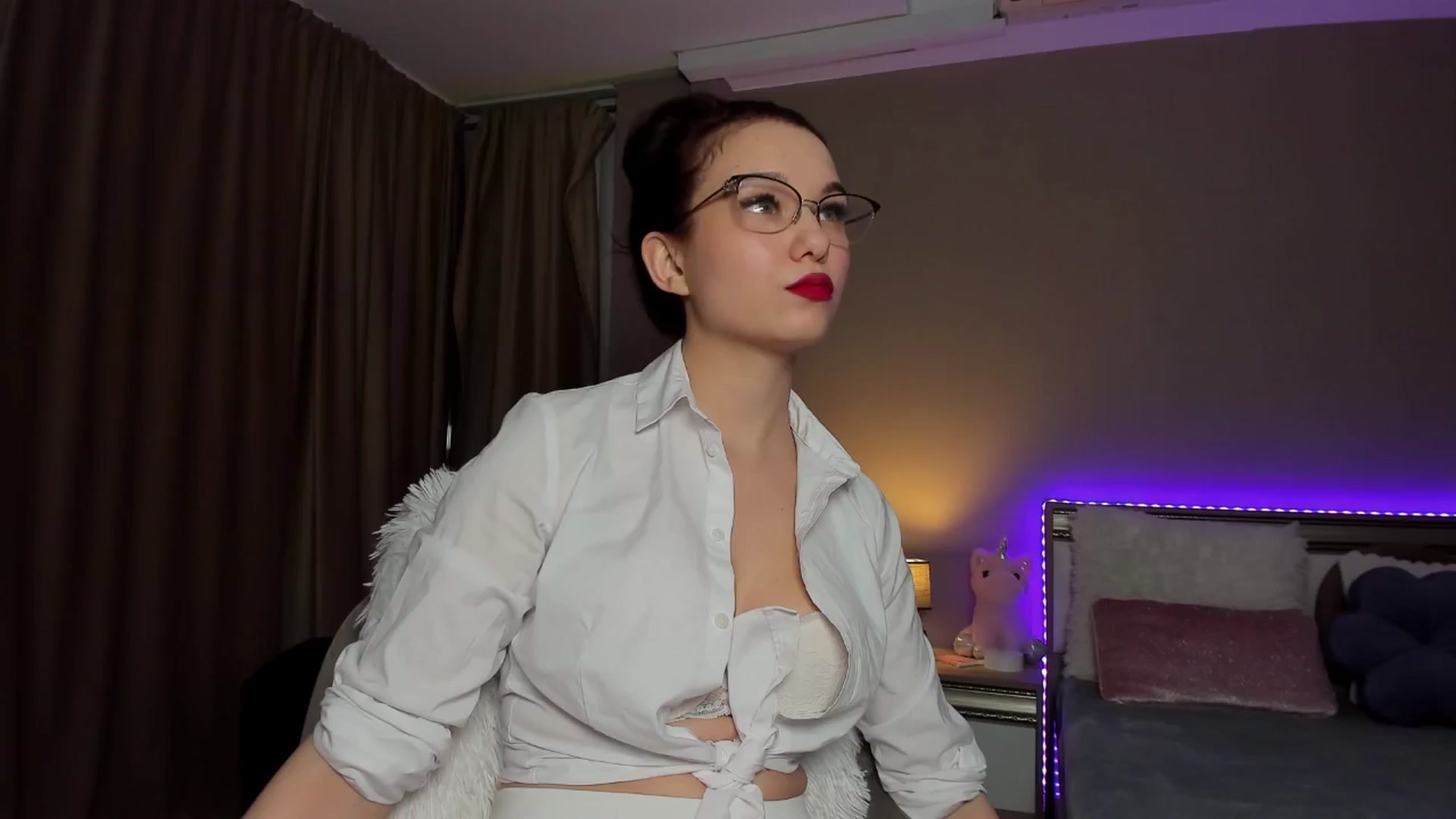 Gallery image thumbnail from Angieerosee's myfreecams stream on, 10/13/2024, 17:16 image 20 of 20