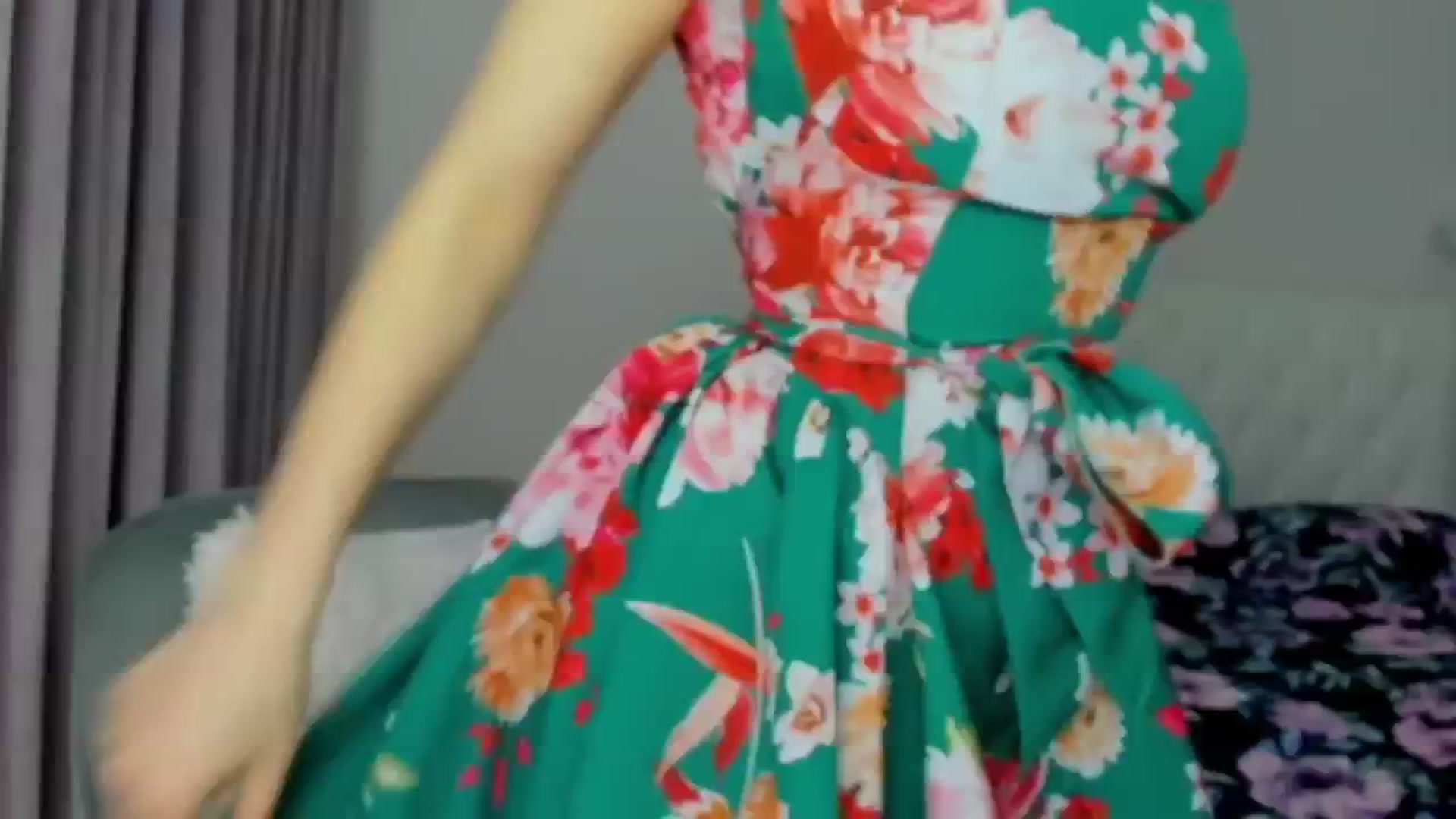 Gallery image thumbnail from Angieerosee's myfreecams stream on, 11/15/2024, 16:33 image 17 of 20
