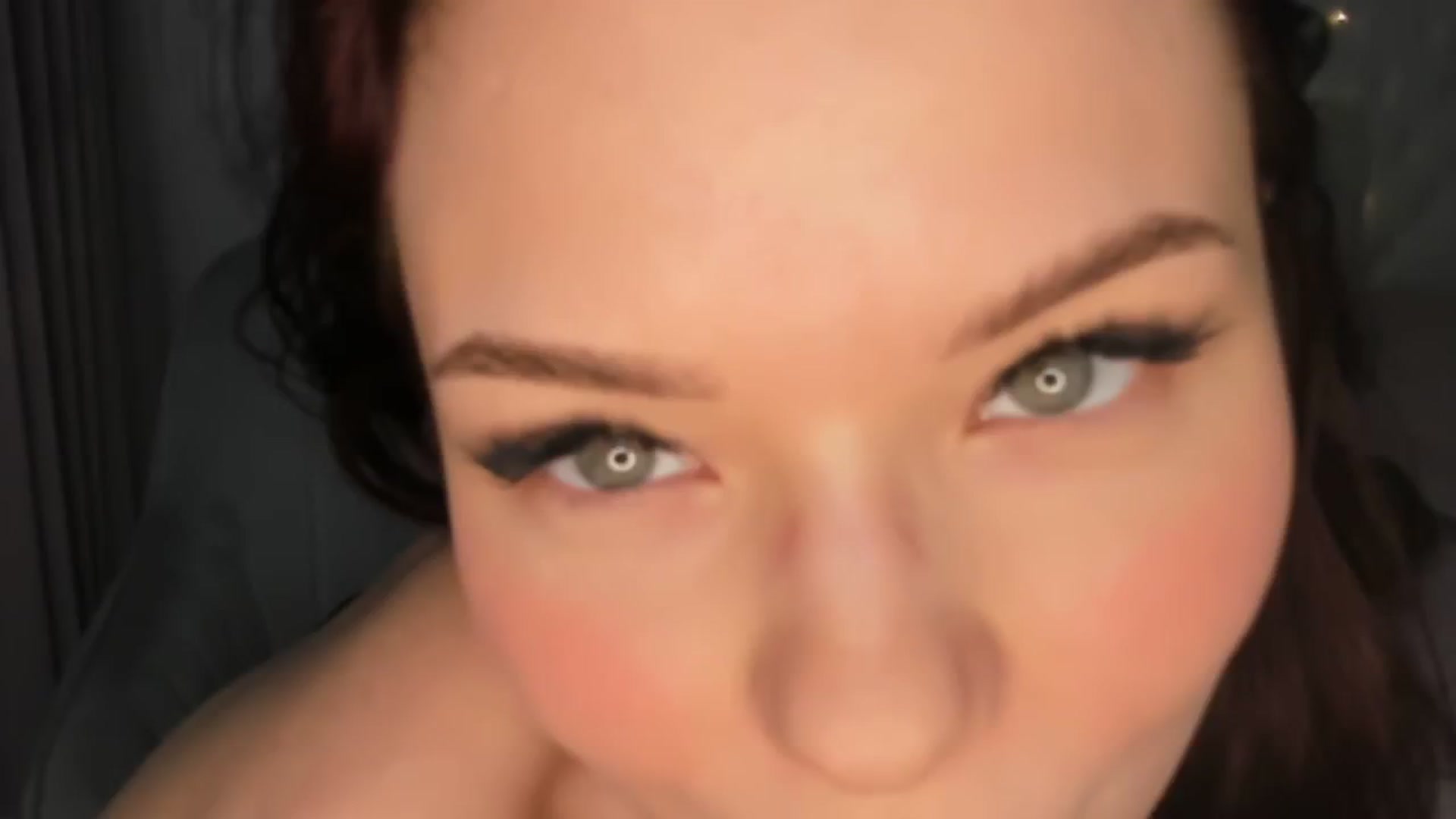 Gallery image thumbnail from Angieerosee's myfreecams stream on, 01/25/2025, 15:46 image 1 of 20