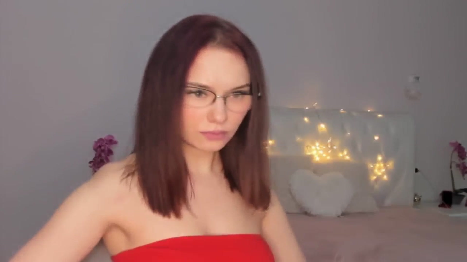 Gallery image thumbnail from Angieerosee's myfreecams stream on, 02/03/2025, 21:38 image 13 of 20