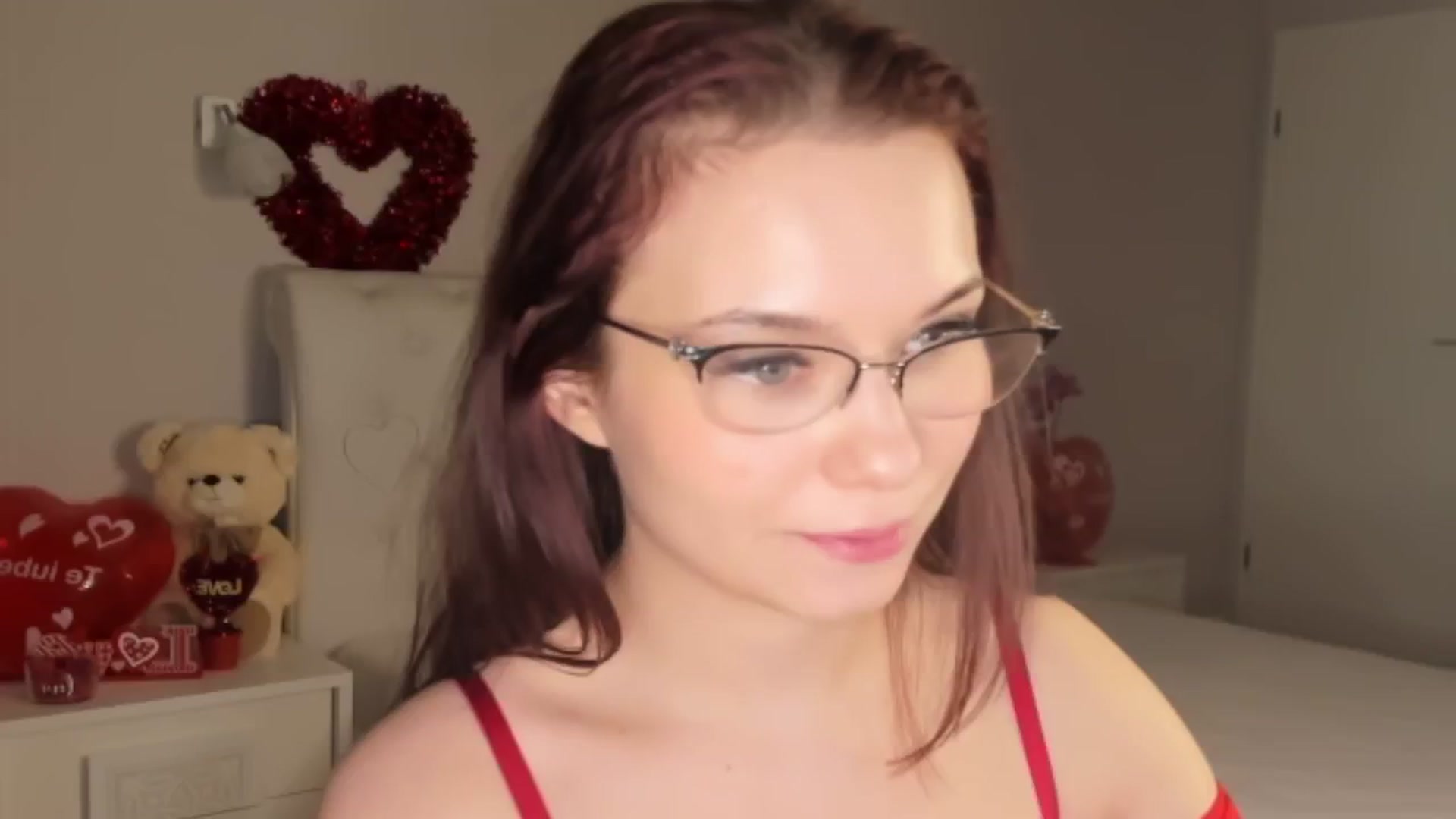 Gallery image thumbnail from Angieerosee's myfreecams stream on, 02/15/2025, 23:16 image 17 of 20