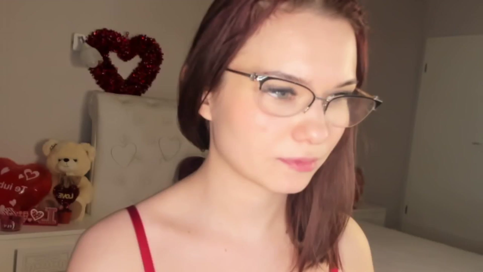 Gallery image thumbnail from Angieerosee's myfreecams stream on, 02/15/2025, 23:16 image 18 of 20
