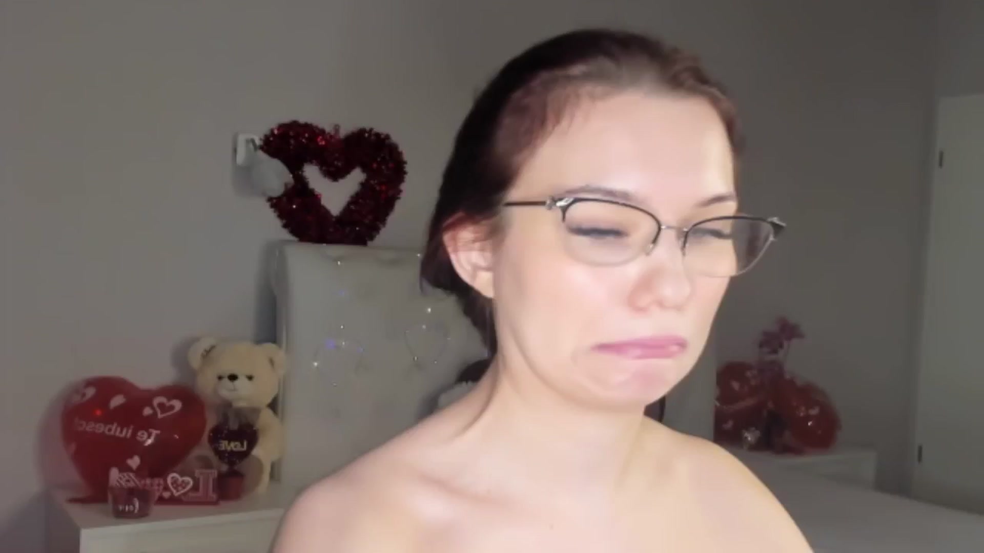 Gallery image thumbnail from Angieerosee's myfreecams stream on, 02/16/2025, 18:24 image 16 of 20