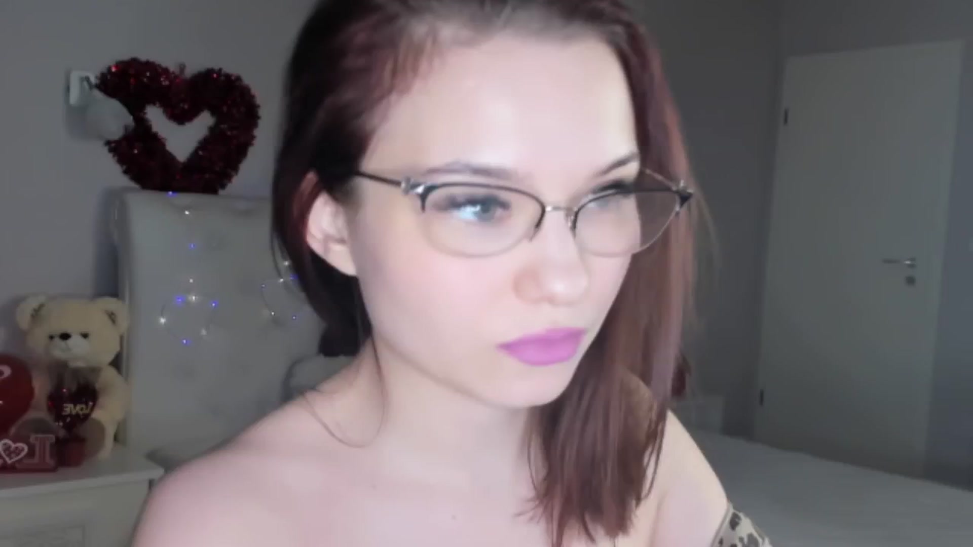 Gallery image thumbnail from Angieerosee's myfreecams stream on, 02/16/2025, 23:35 image 3 of 20