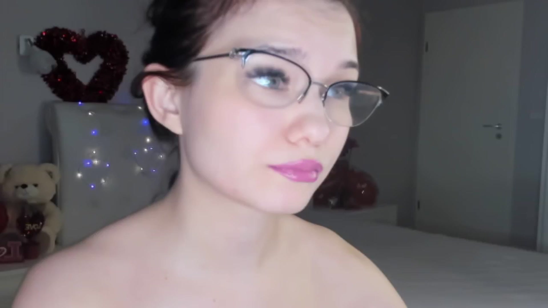 Gallery image thumbnail from Angieerosee's myfreecams stream on, 02/16/2025, 23:35 image 7 of 20