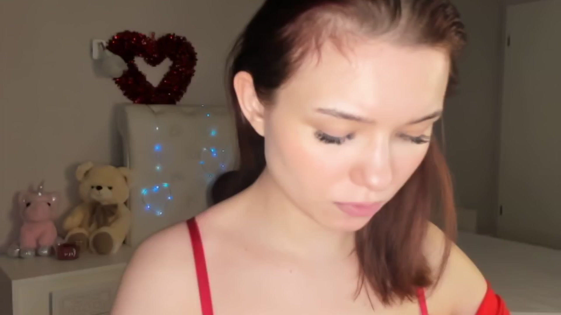 Gallery image thumbnail from Angieerosee's myfreecams stream on, 02/21/2025, 17:53 image 14 of 20