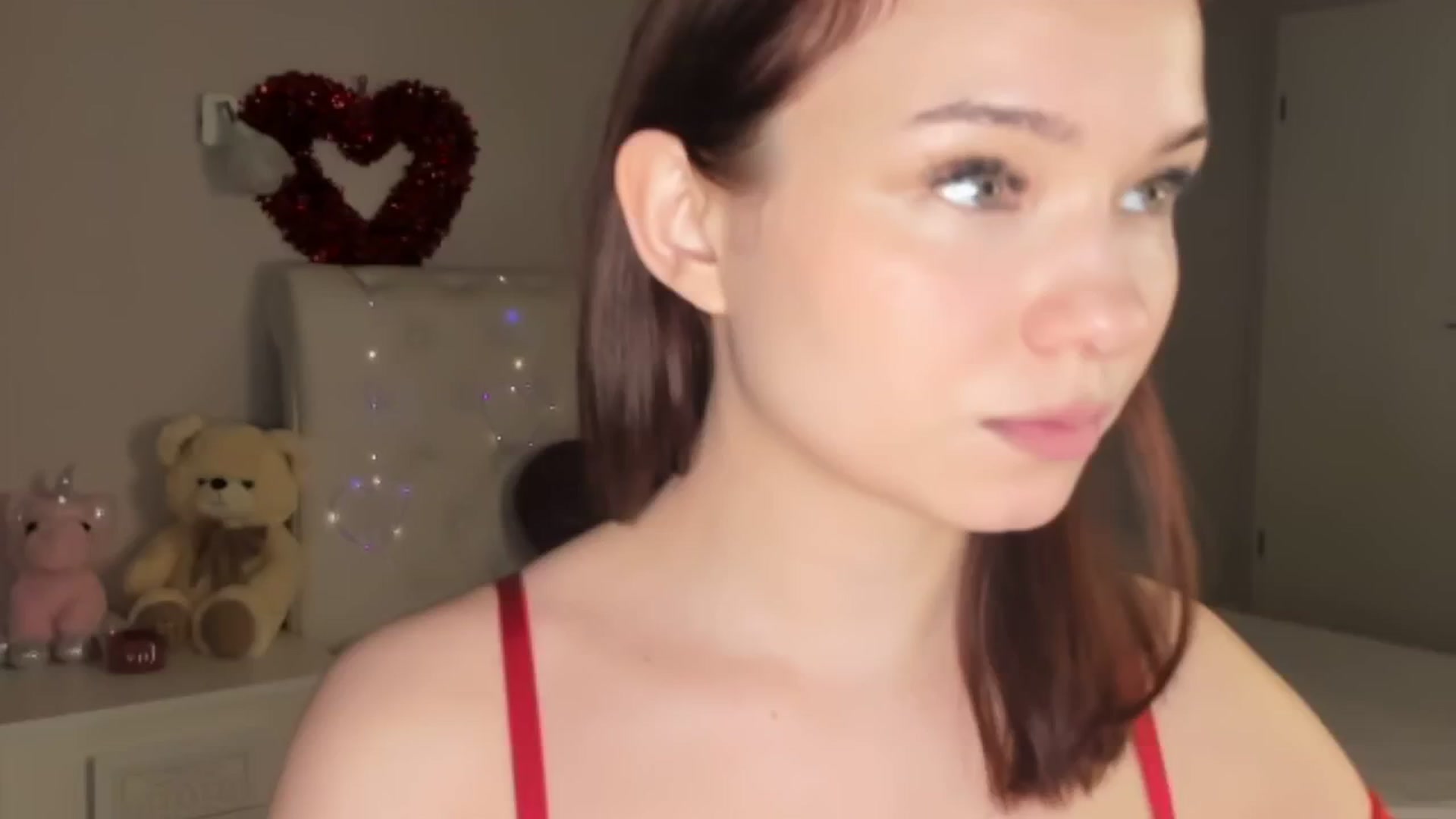 Gallery image thumbnail from Angieerosee's myfreecams stream on, 02/21/2025, 17:53 image 12 of 20