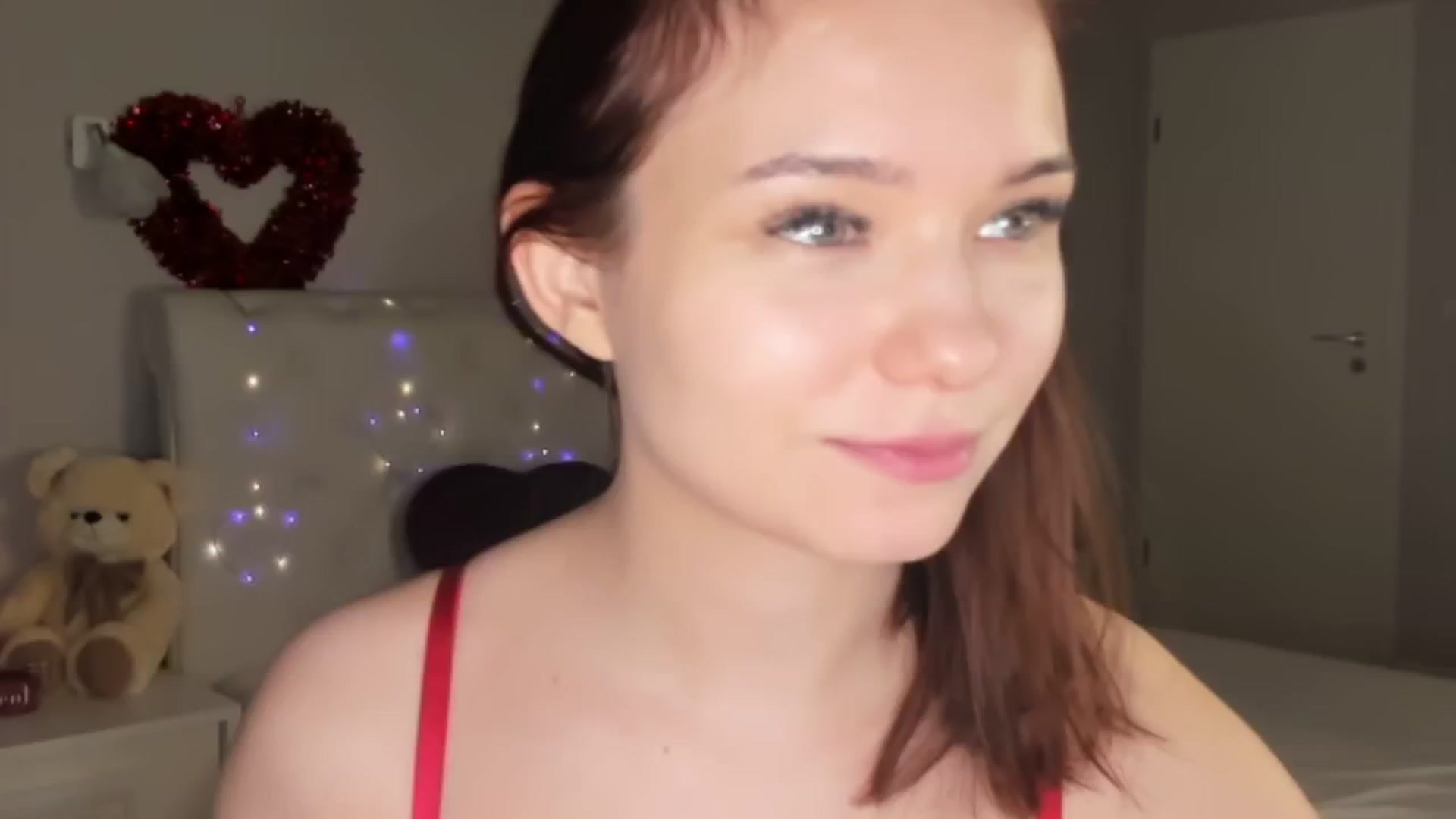 Gallery image thumbnail from Angieerosee's myfreecams stream on, 02/21/2025, 17:53 image 8 of 20