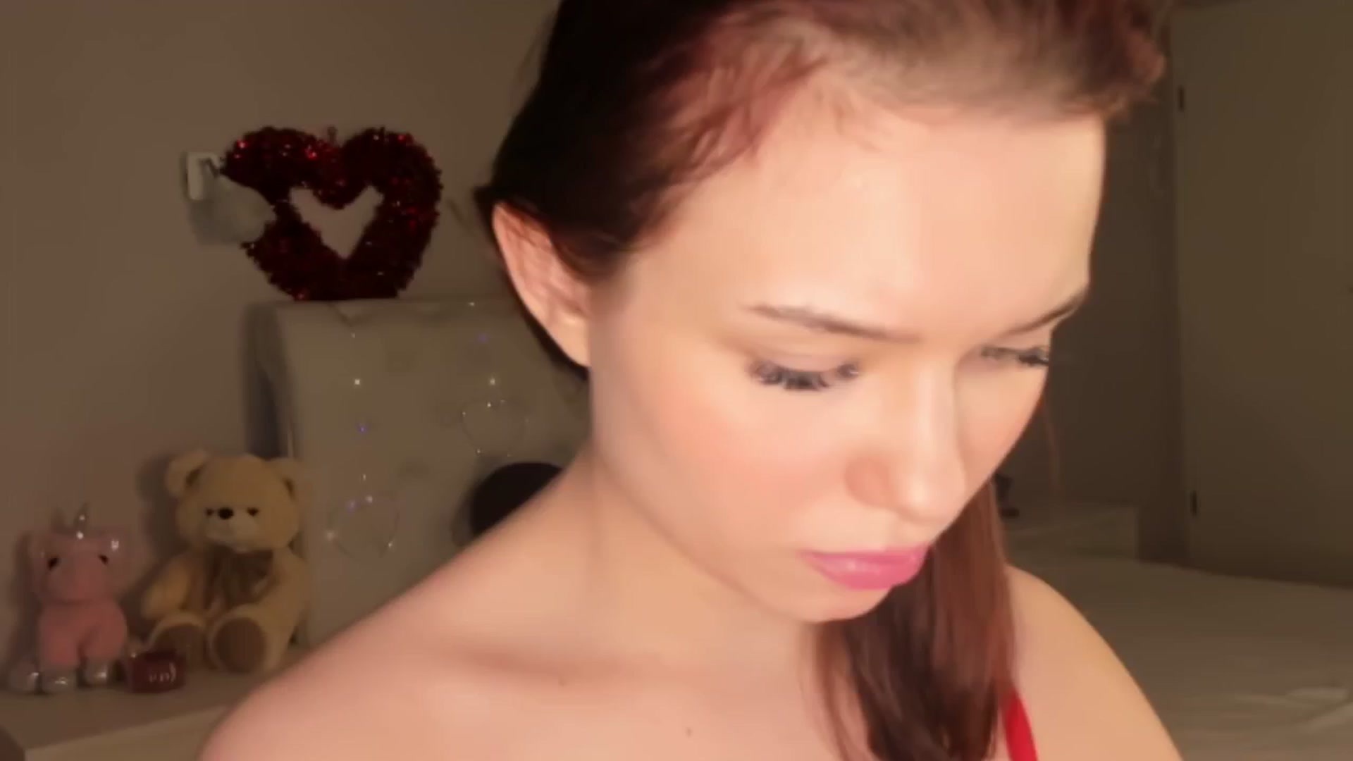 Gallery image thumbnail from Angieerosee's myfreecams stream on, 02/21/2025, 23:19 image 13 of 20