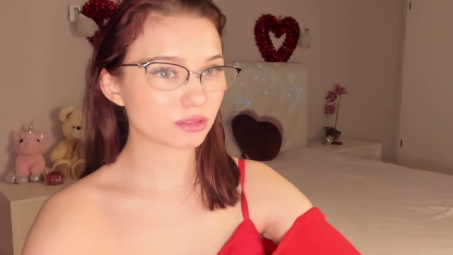 Gallery image thumbnail from Angieerosee's myfreecams stream on, 02/21/2025, 23:19 image 16 of 20